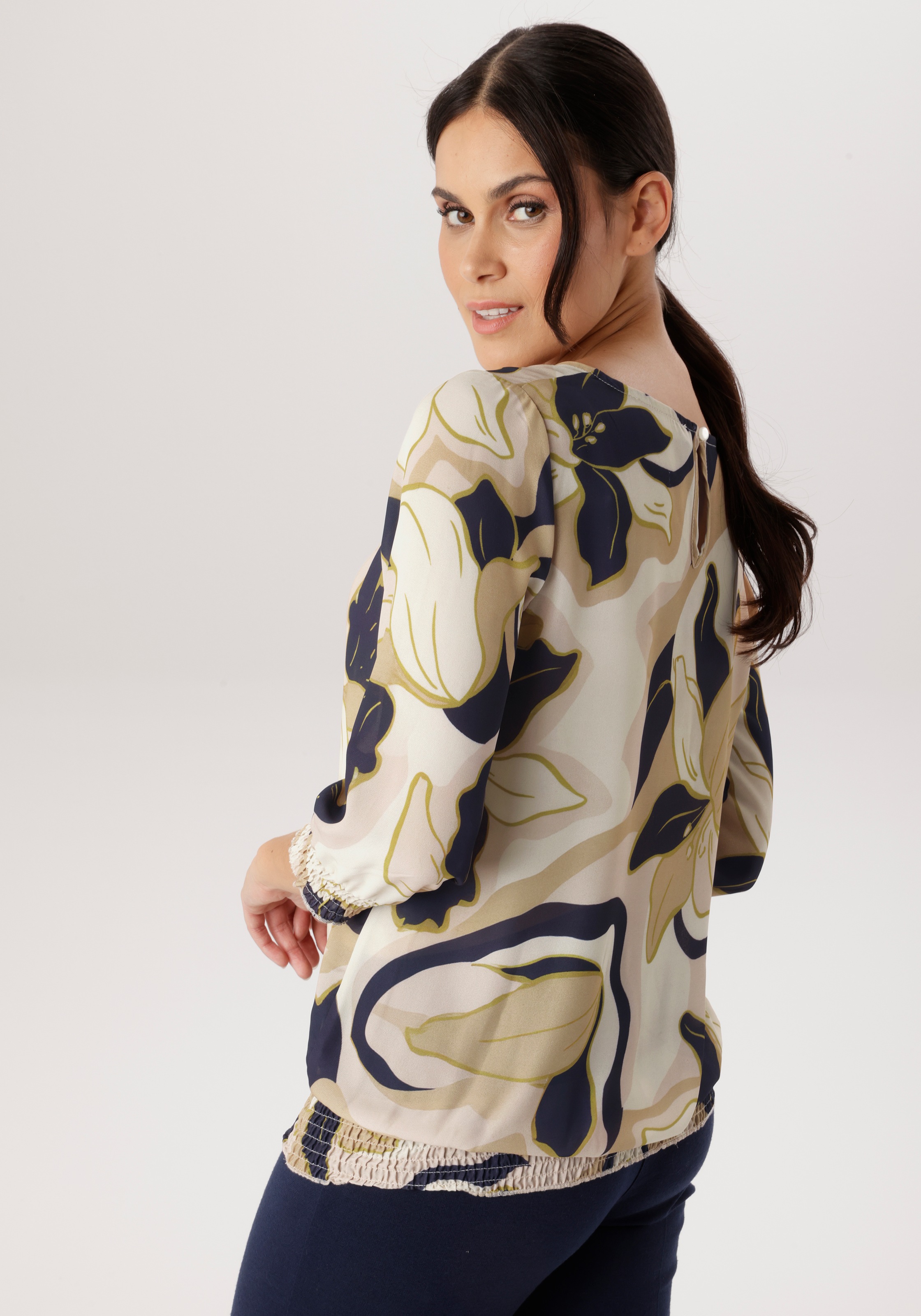 Aniston SELECTED Schlupfbluse mit Smokbündchen und allover Blumenmuster- NE günstig online kaufen