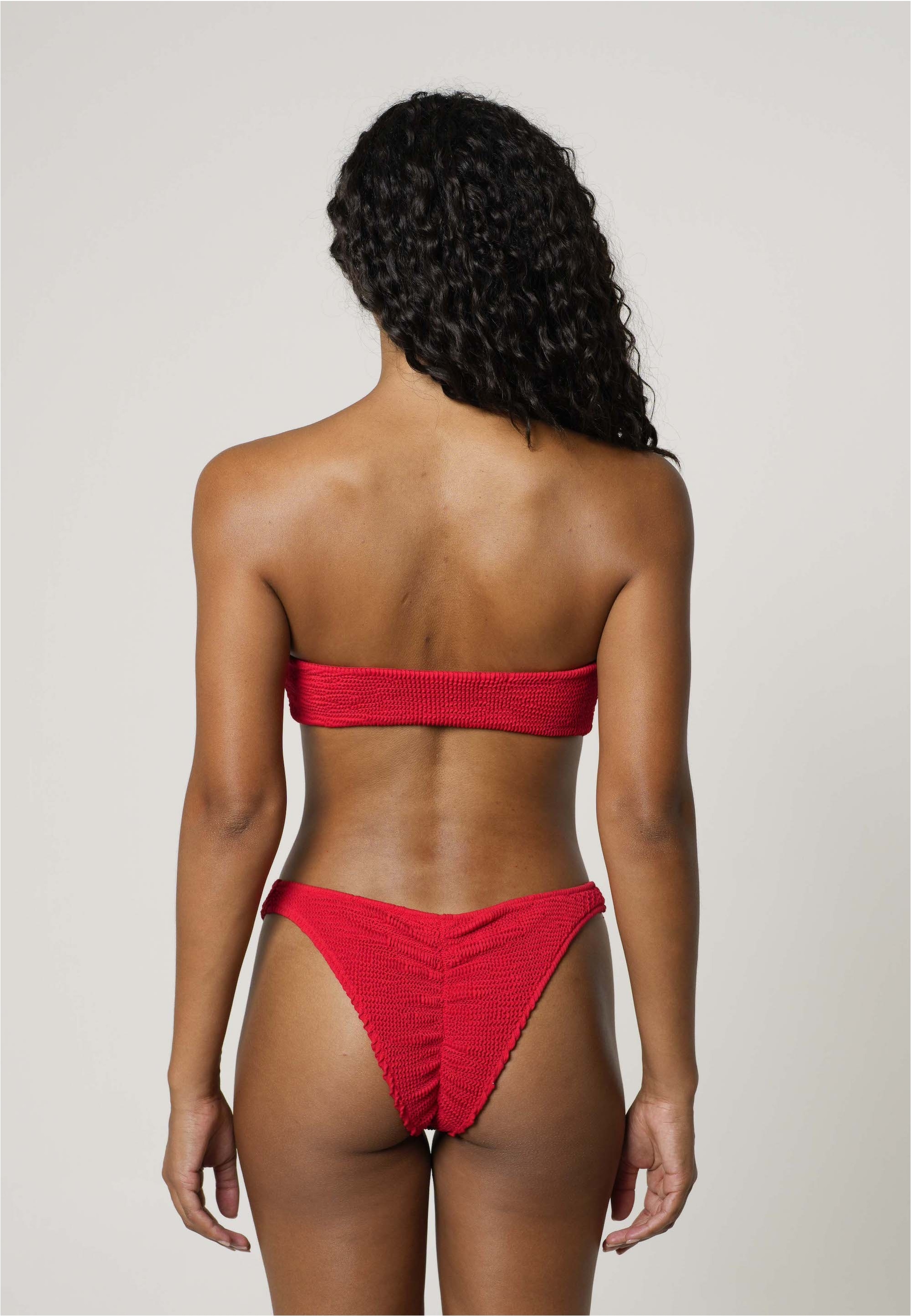 Moda Minx Bikini-Hose, (1 St.), mit tollem Scrunch-Material