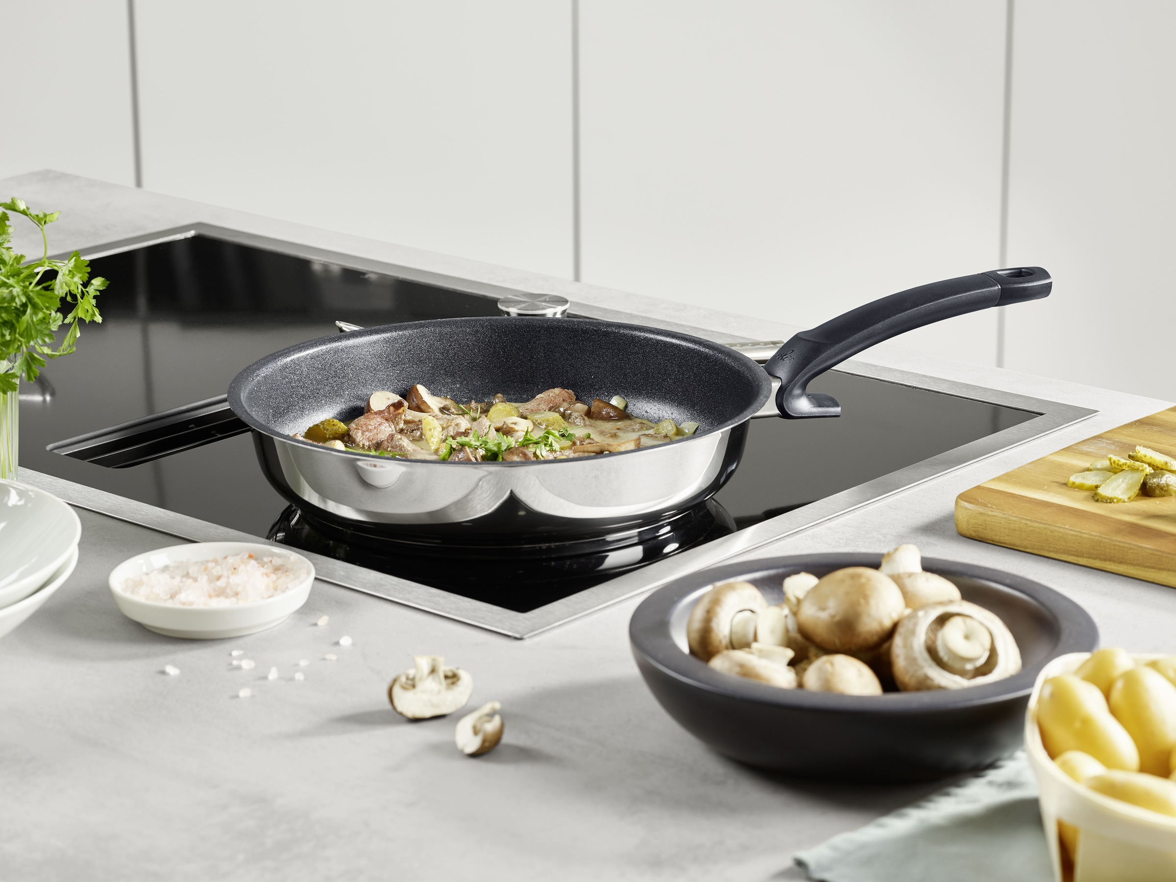 Fissler Bratpfanne »Adamant® Premium«, Edelstahl 18/10, (1 tlg.), Made in Germany