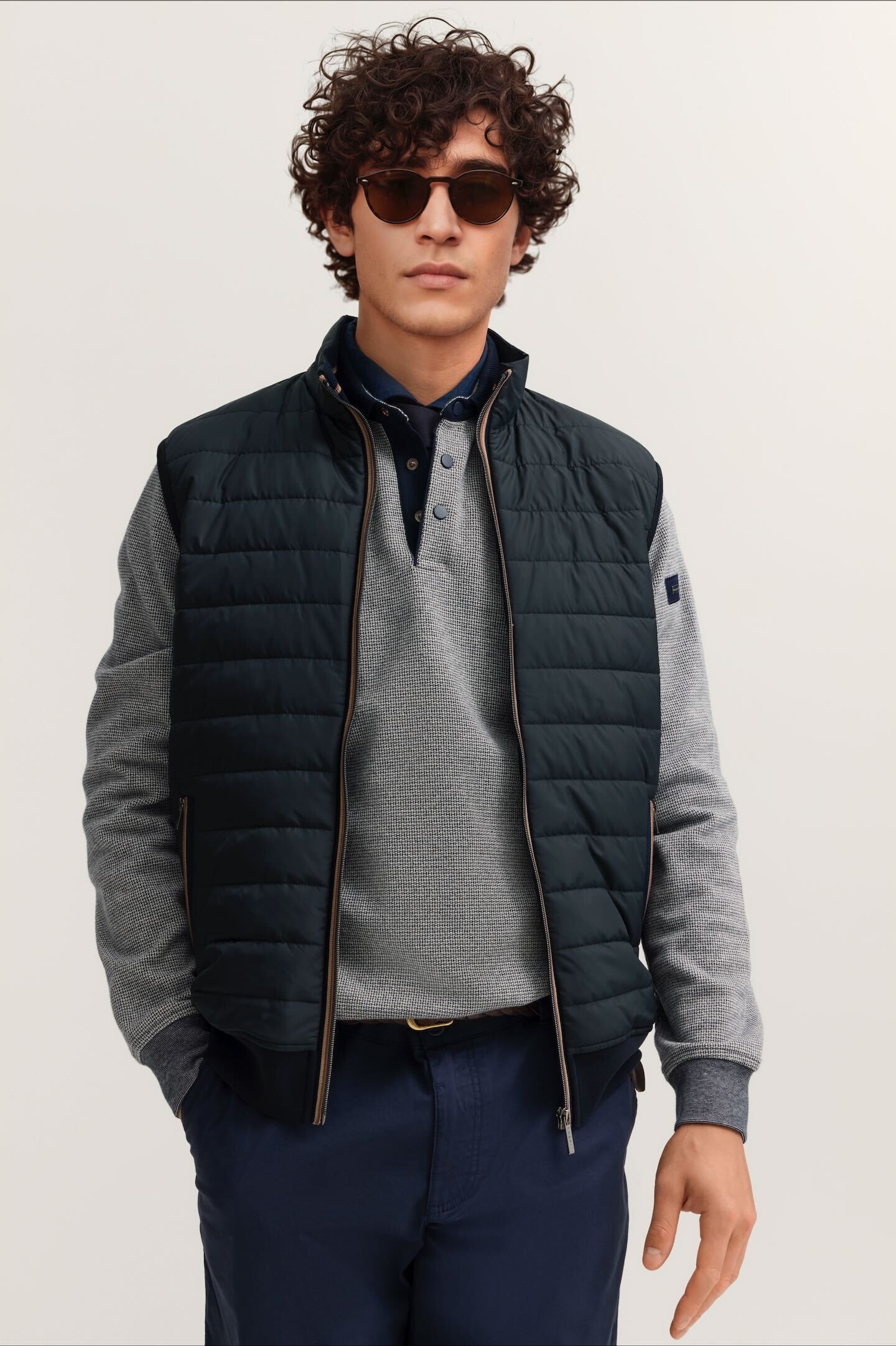 bugatti Steppweste "Regular Fit" Rücken aus Baumwolle günstig online kaufen