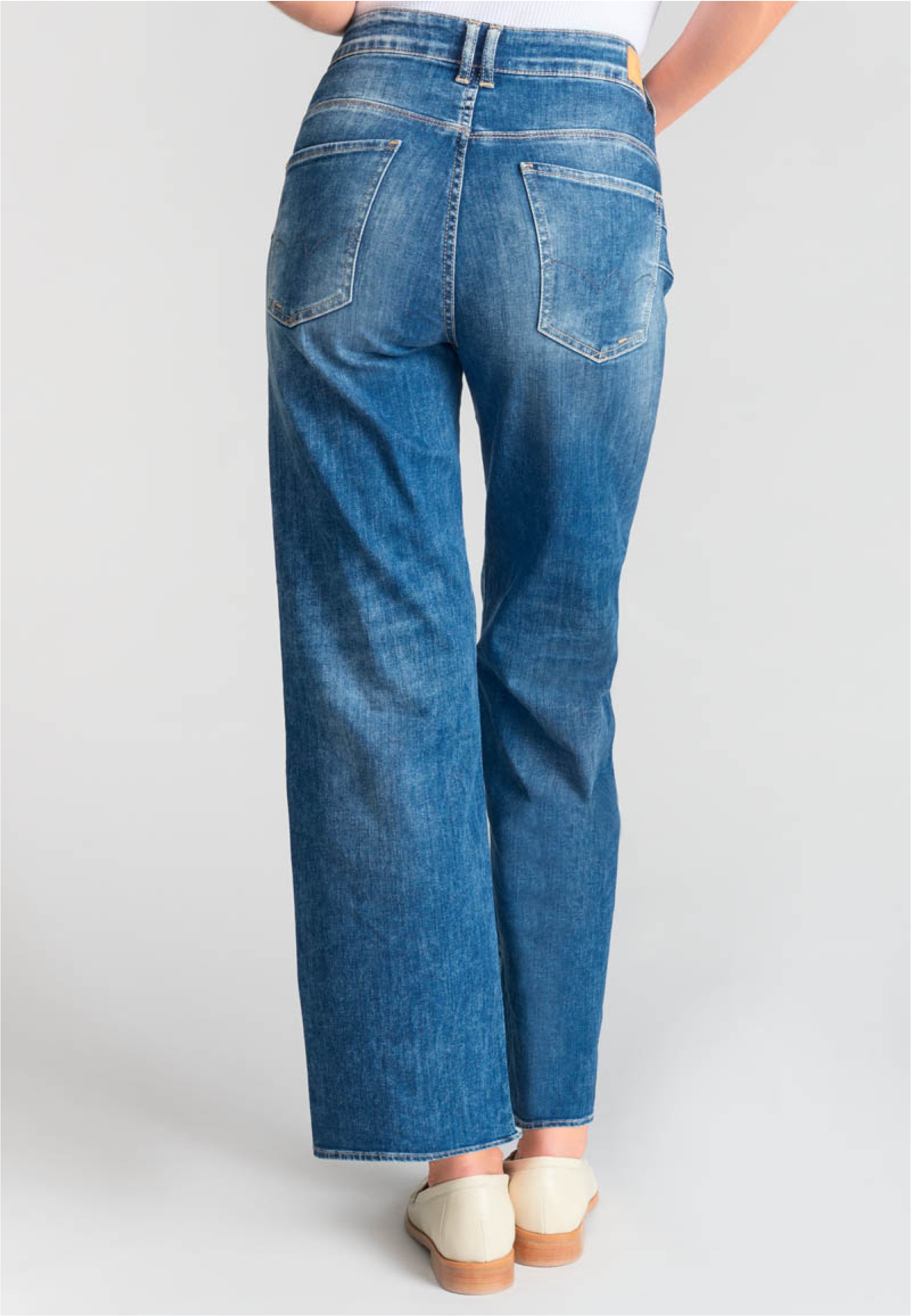 Le Temps Des Cerises Straight-Jeans »PULPHI24«, mit Plumping-Effekt