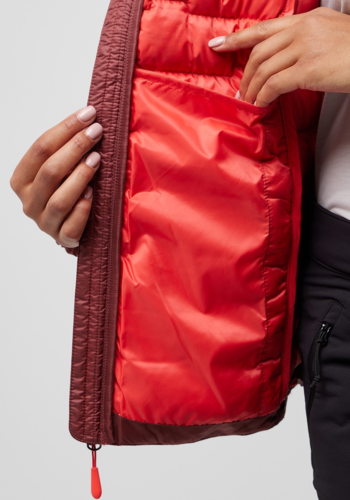 Jack Wolfskin Daunenjacke »PASSAMANI DOWN HOODY W«, mit Kapuze