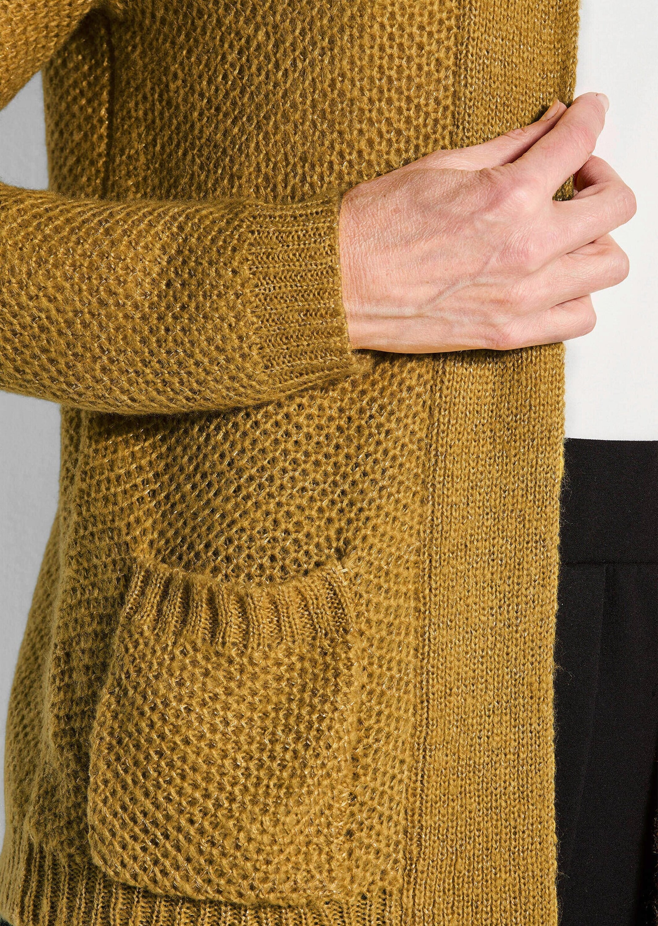 GOLDNER Strickjacke »Kurzgröße Offener Cardigan mit Taschen, Glanz«