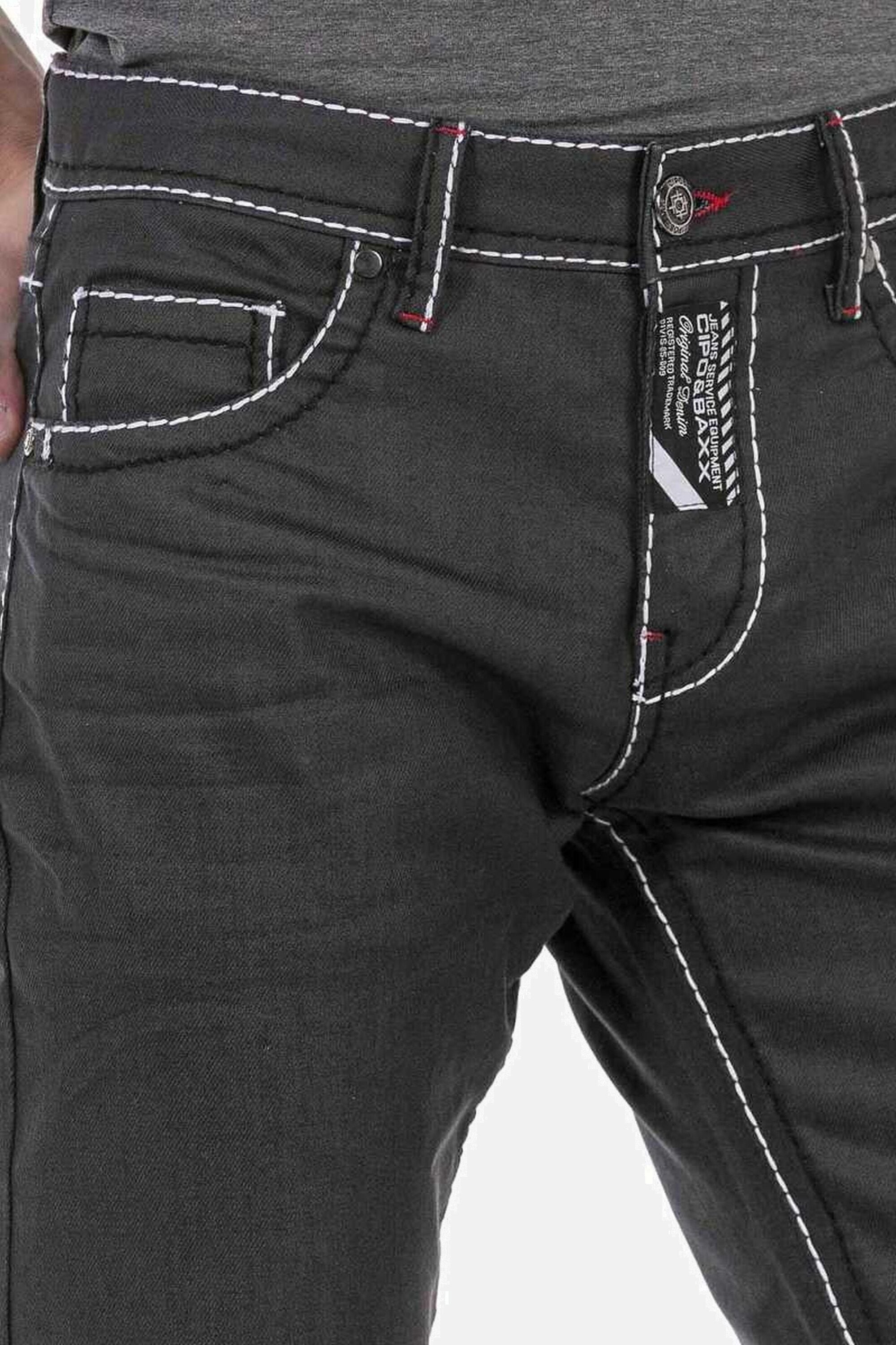 Cipo & Baxx 5-Pocket-Jeans »Jeans«, mit trendigen Kontrastnähten, CD710