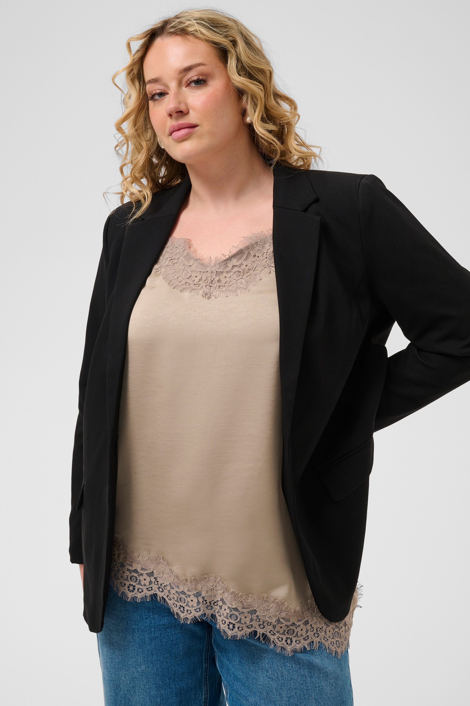 KAFFE Curve Blusentop »Damen Ärmellose Bluse KCjanie«