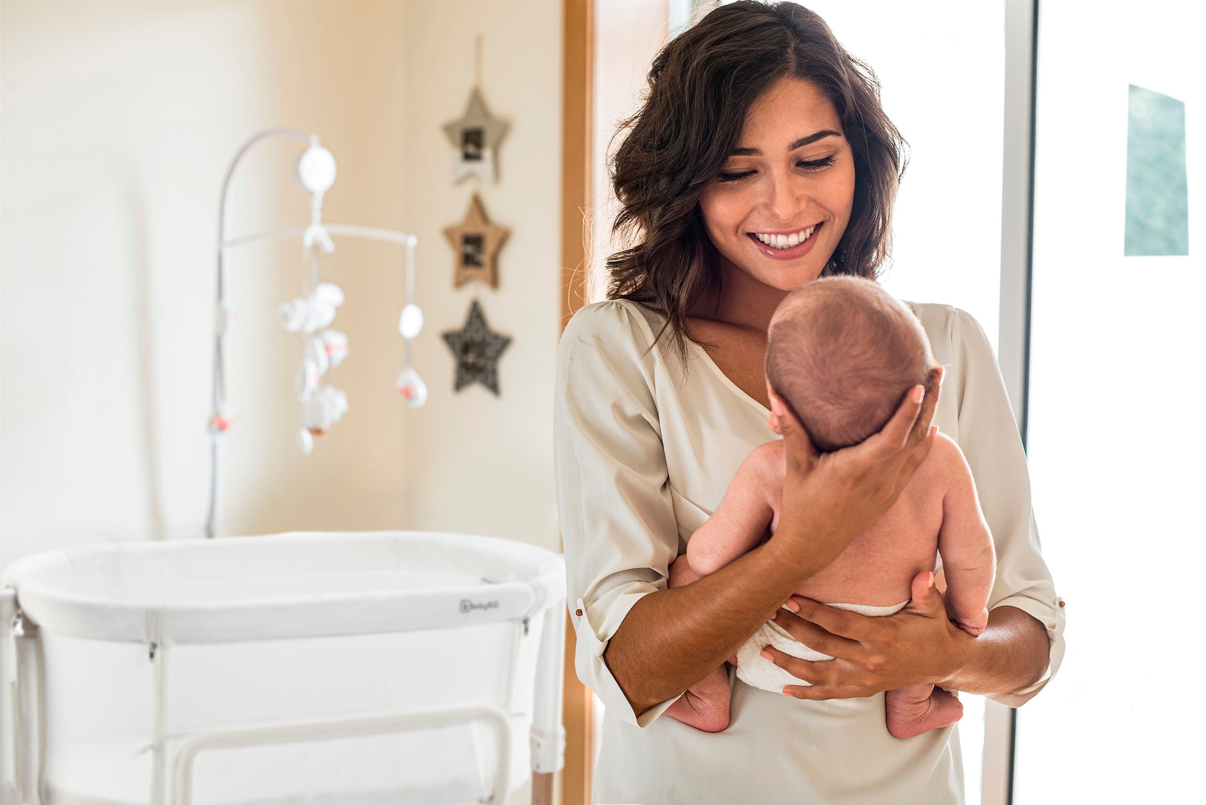 BabyGo Beistellbett »SidebySide, weiß/beige«, mit Schaukelfunktion