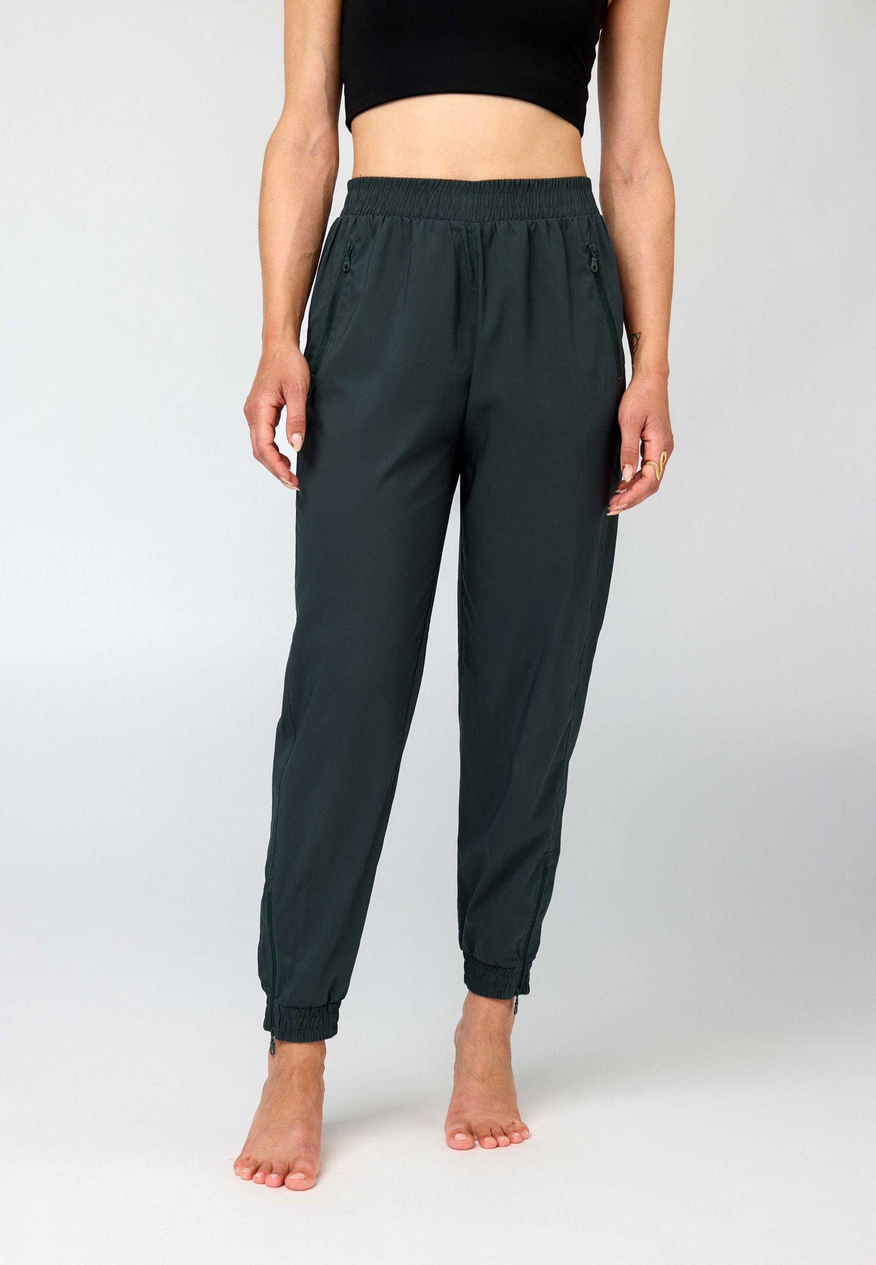 GIRLFRIEND COLLECTIVE Trekkinghose »Girlfriend Collective Summit Track Pant«