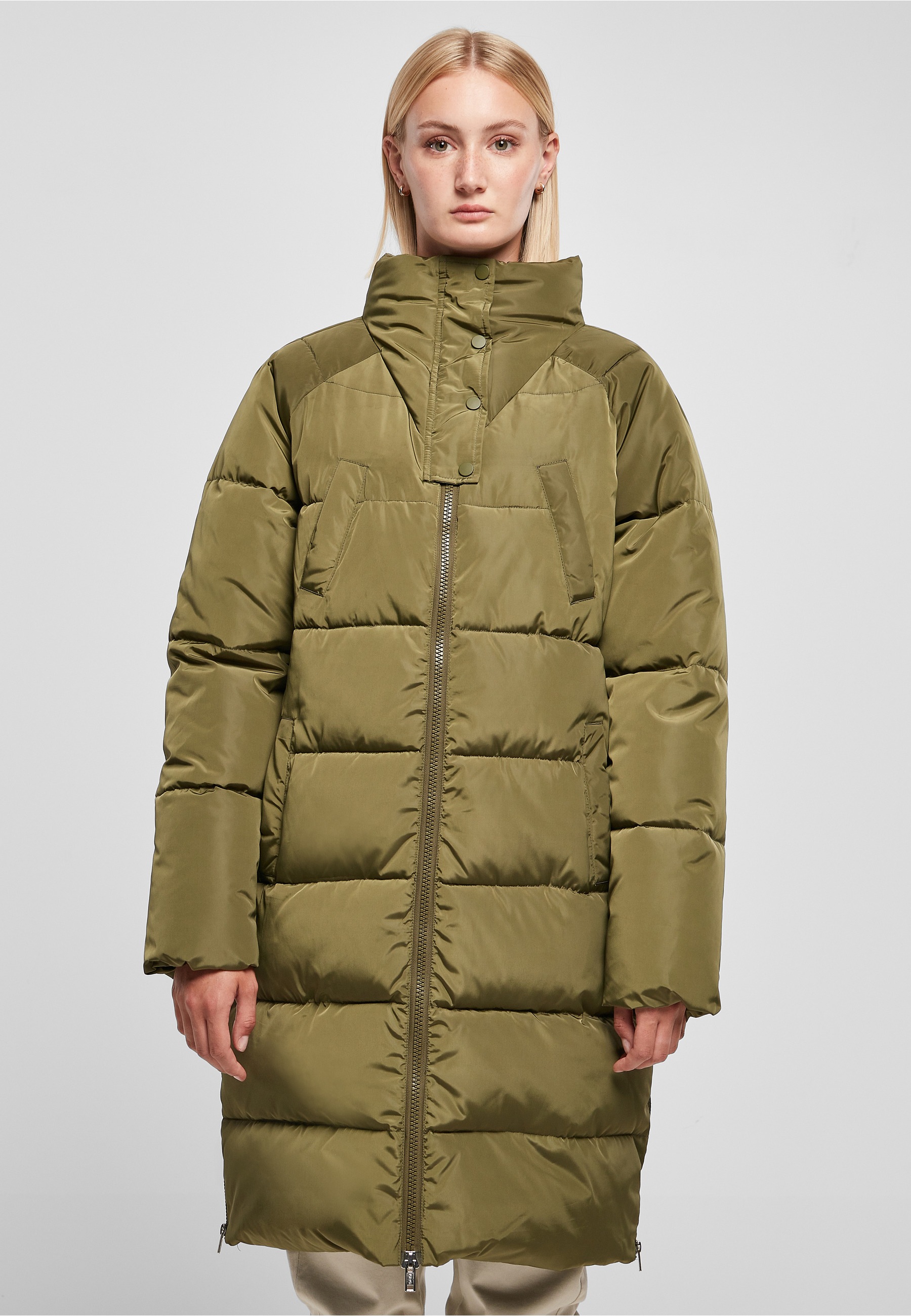 URBAN CLASSICS Winterjacke »Urban Classics Damen Ladies High Neck Puffer Coat« 1 Stk. tlg. ohne Kapuze