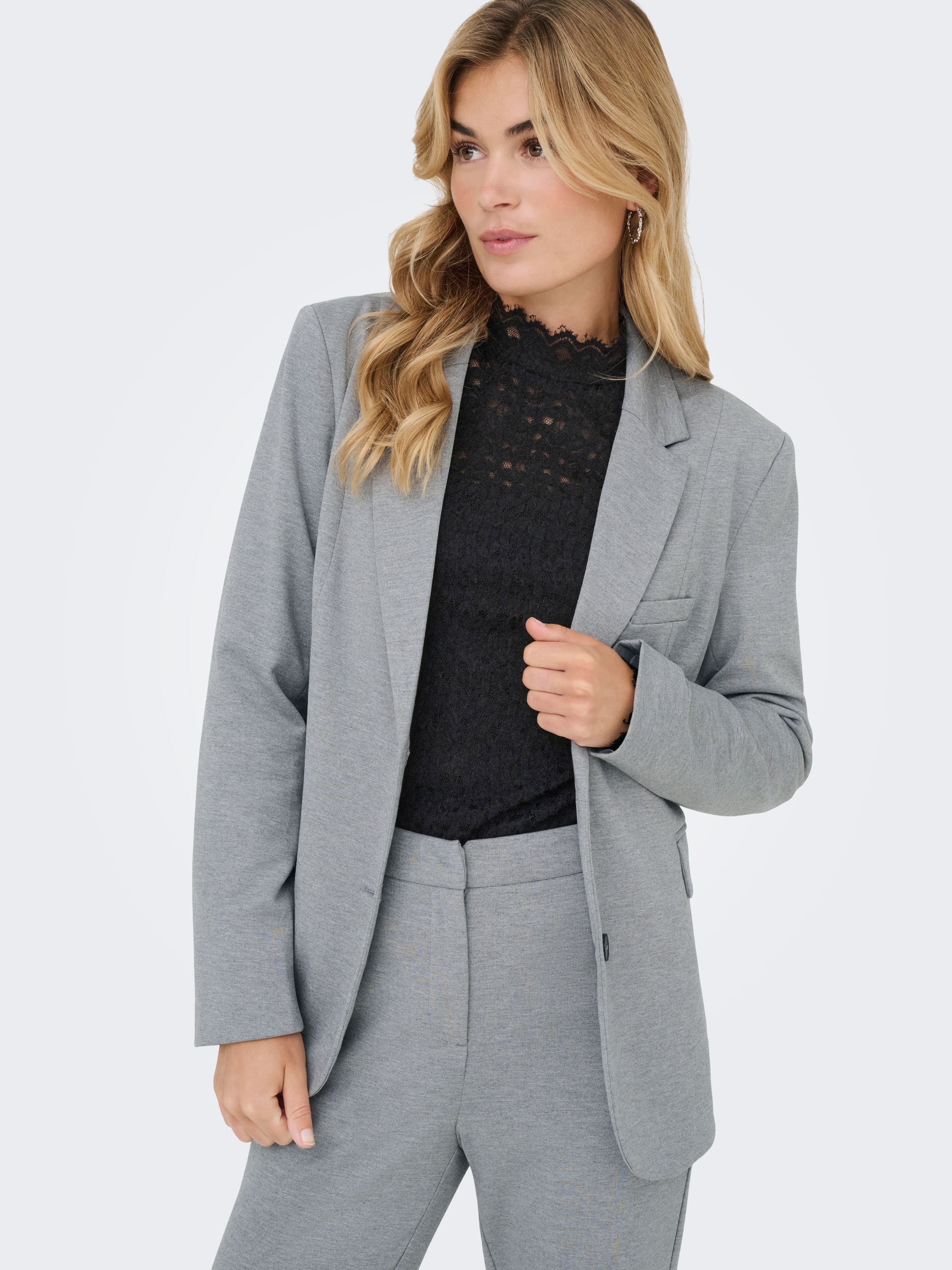 ONLY Kurzblazer "ONLLYKKE LIFE L/S FIT BLAZER TLR" günstig online kaufen