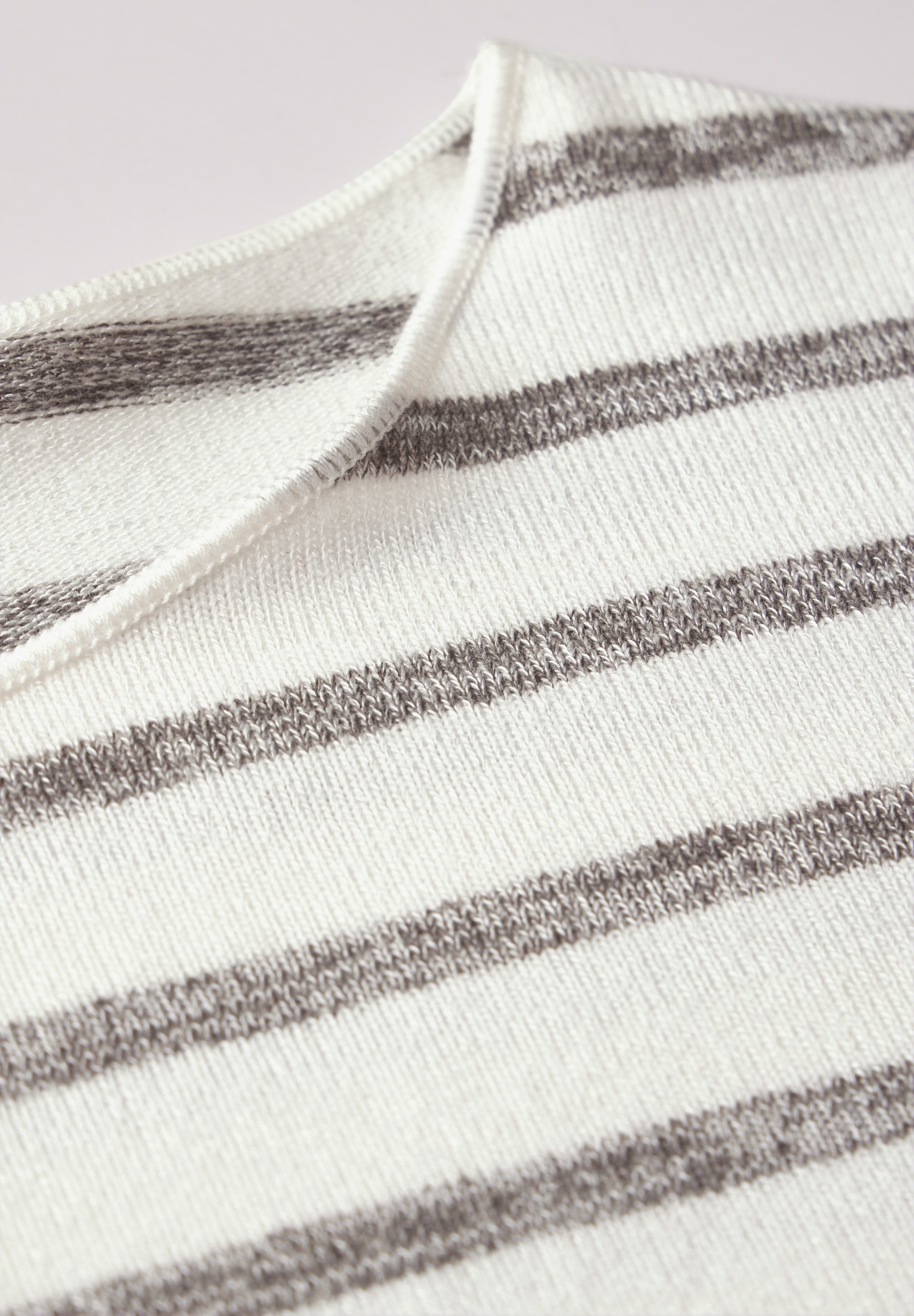 STREET ONE Langarmshirt, aus softem Materialmix