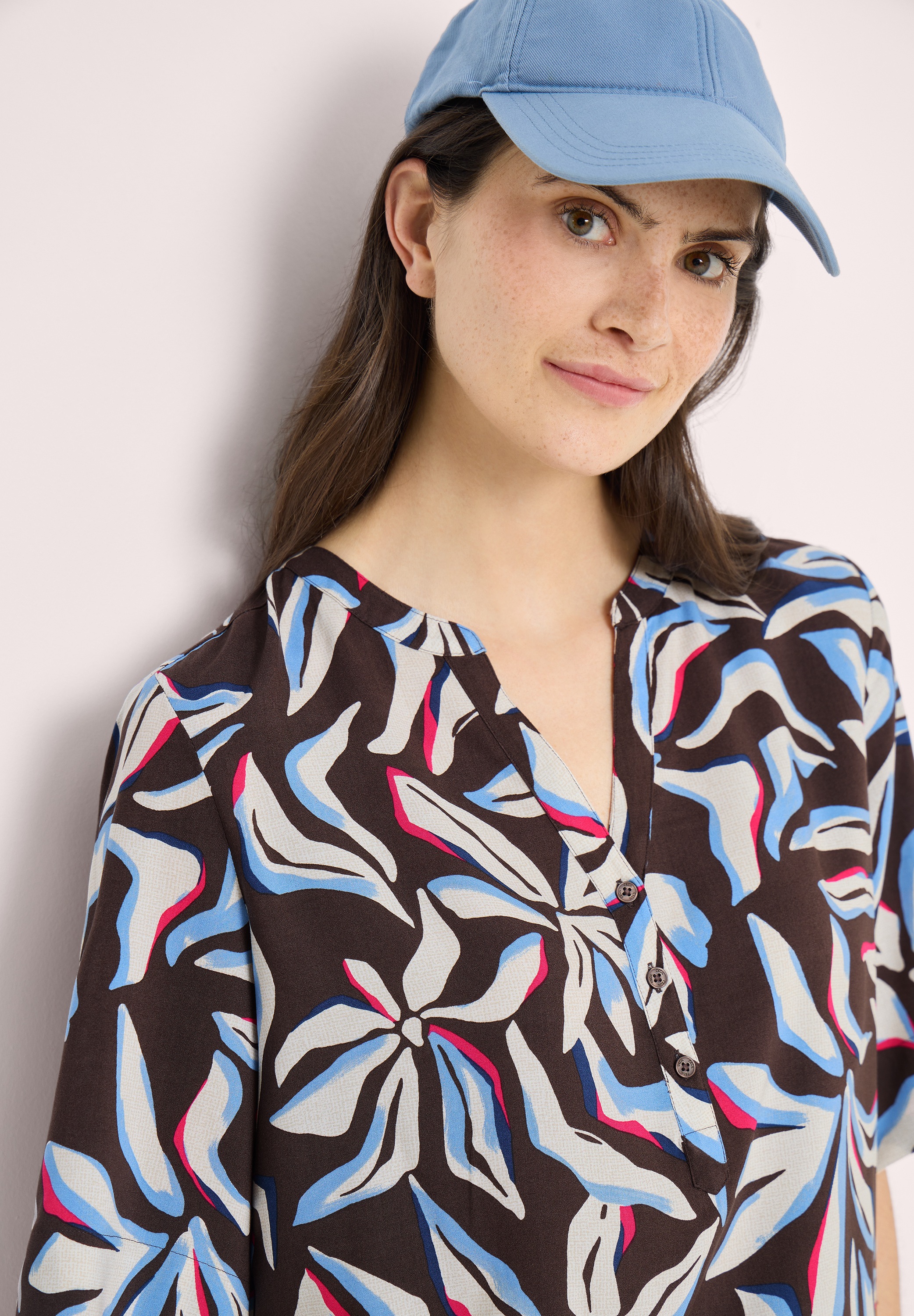 Cecil Kurzarmbluse mit geschlitztem Rundhalsausschnitt mit Bändchen günstig online kaufen