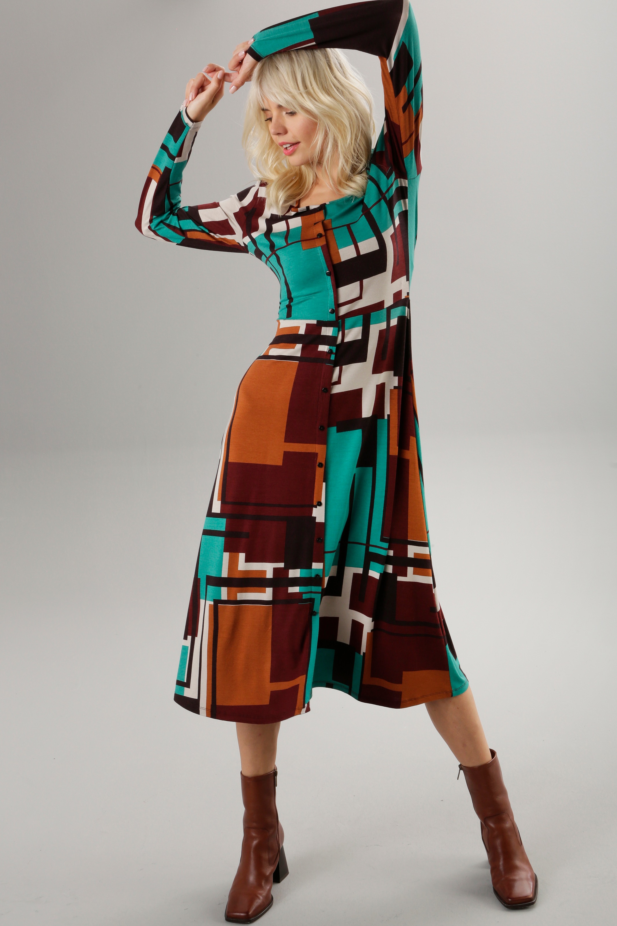 Aniston SELECTED Jerseykleid, mit Fake-Knopfleiste und grafischem Druck -  NEUE KOLLEKTION online kaufen | BAUR | Jerseykleider