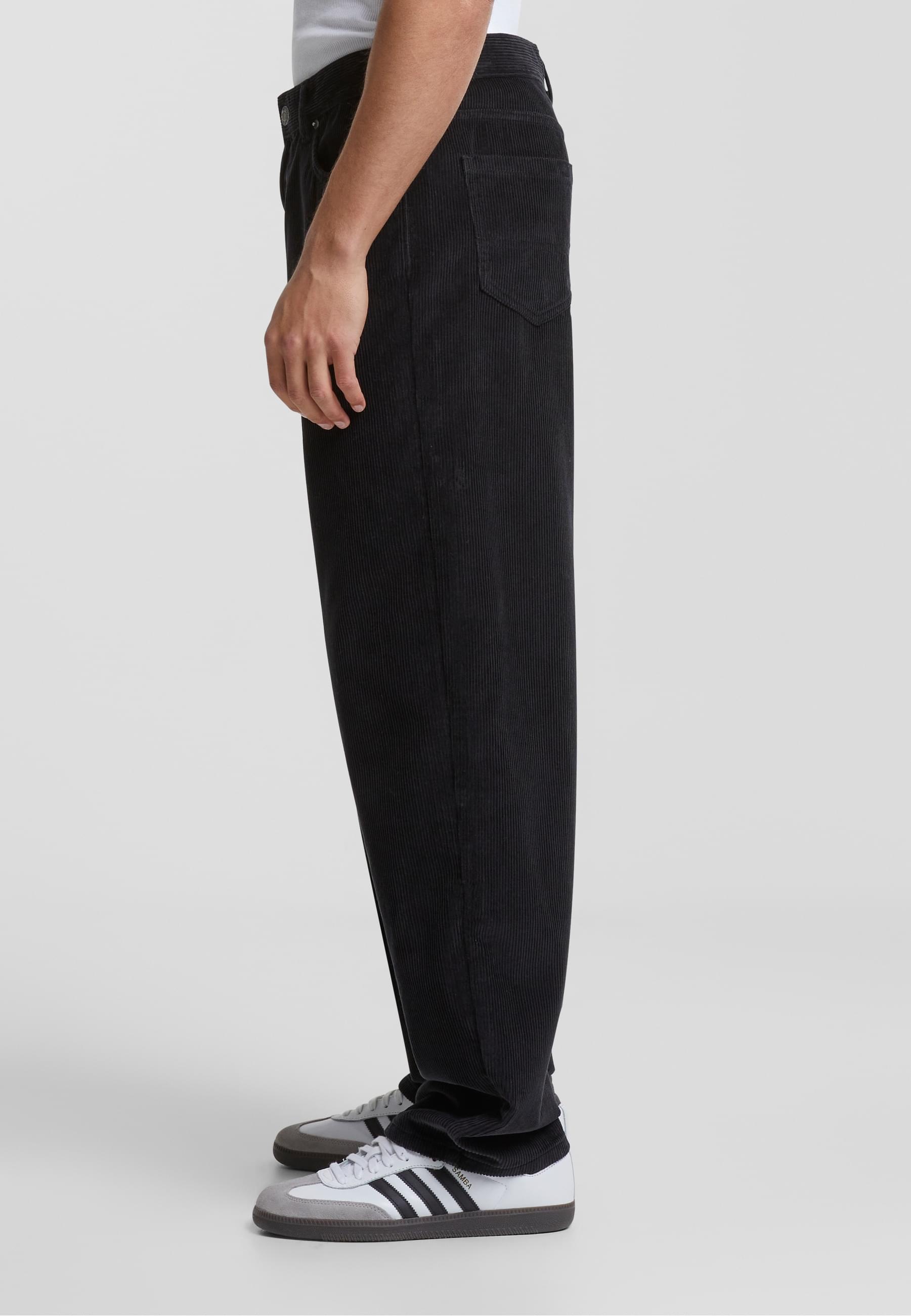 URBAN CLASSICS Stoffhose »Urban Classics Herren 90´s Corduroy Pants«, (1 tlg.)