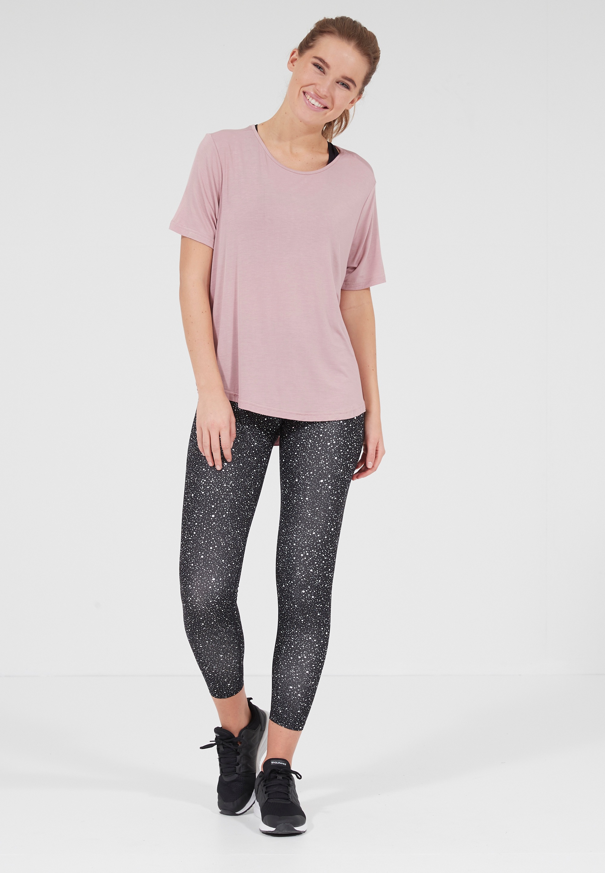 ENDURANCE Funktionsshirt »PRISCILLA LOOSE FIT«, im klassischen Basic-Look