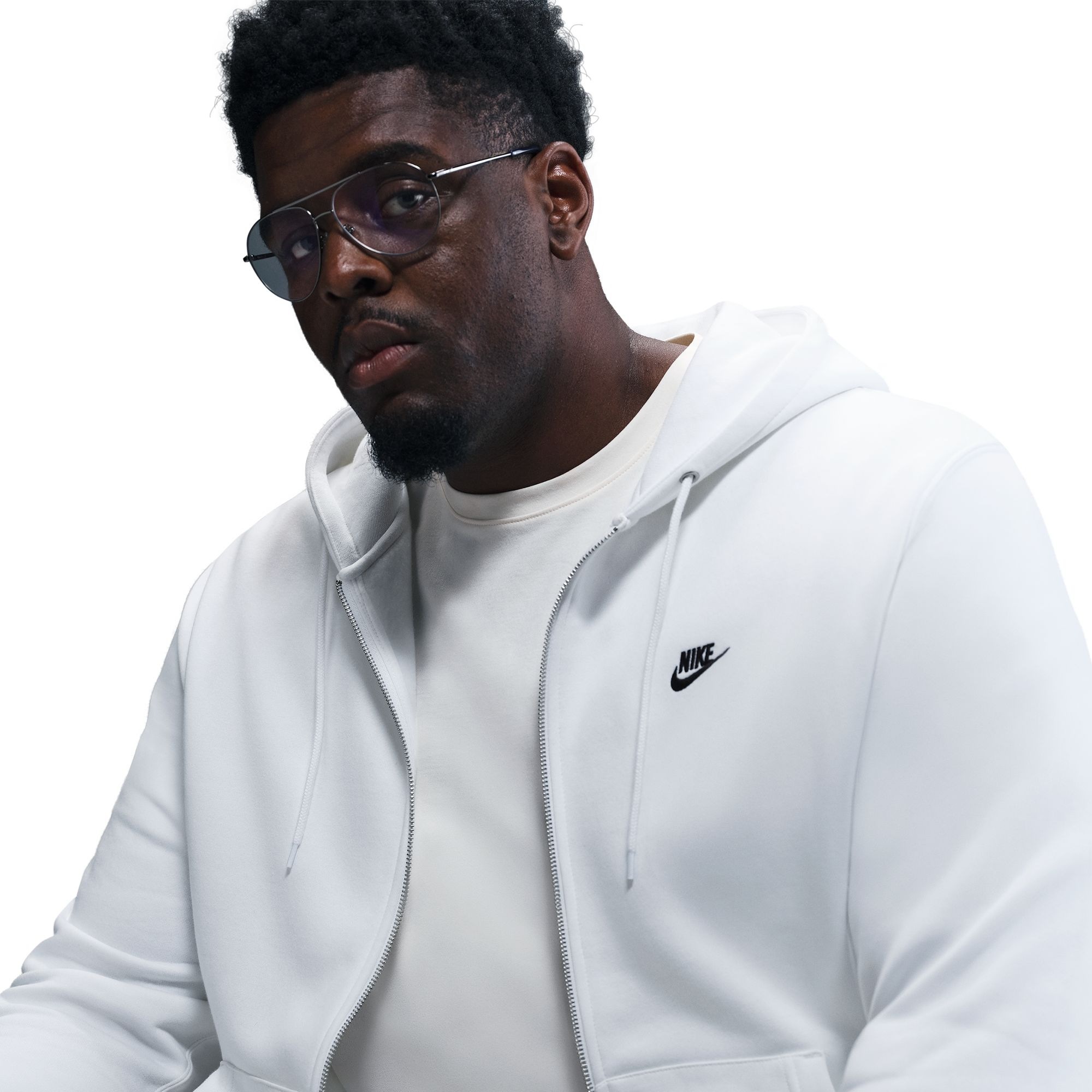 Nike Sportswear Kapuzensweatshirt »M NK CLUB BB FZ HOODIE«, sportlicher Stil, für sportliche Aktivitäten und Freizeit
