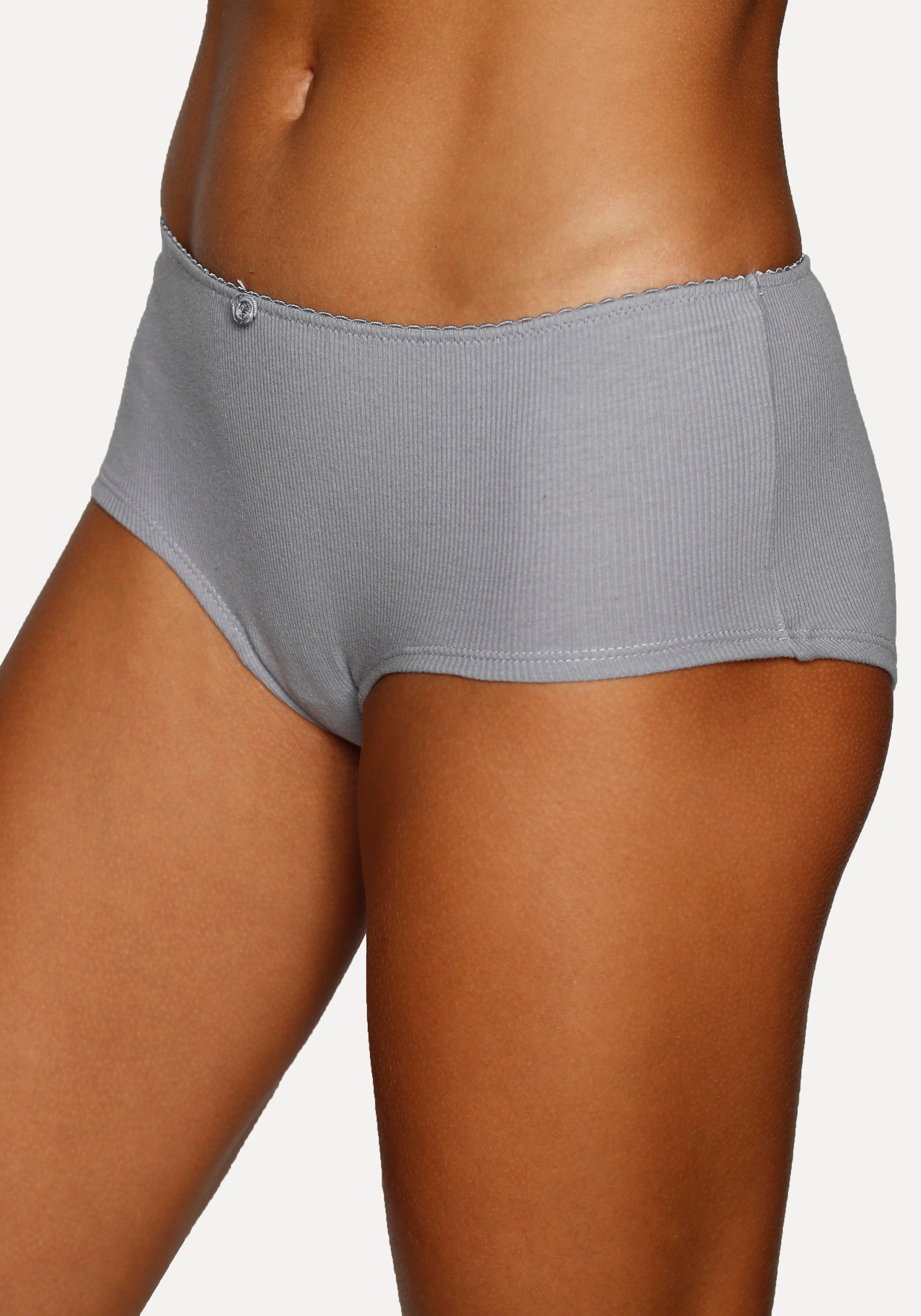 Vivance Panty, (3er-Pack), aus weicher und elastischer Rippware, mit zartem Röschen vorn