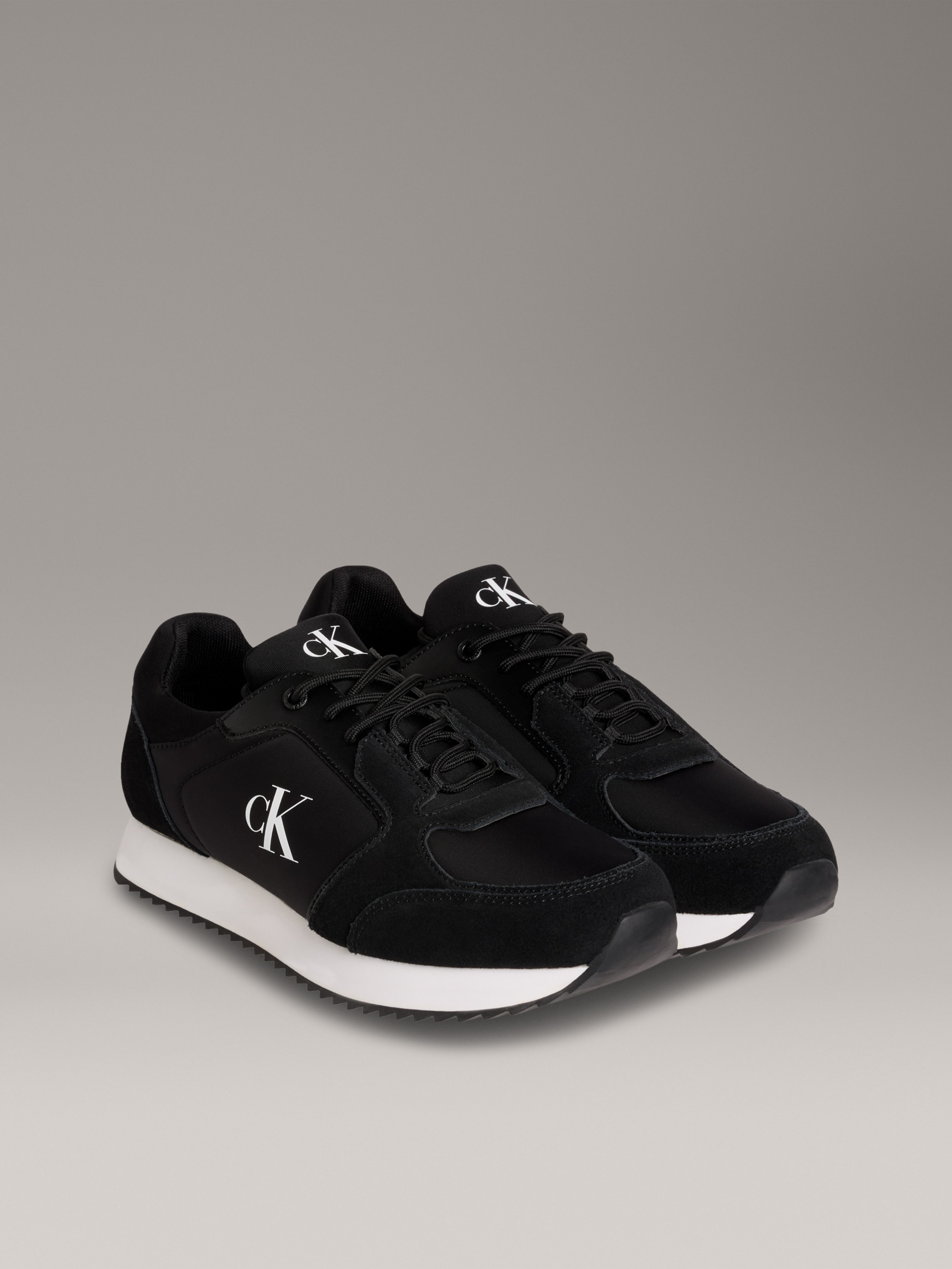 Calvin Klein Jeans Slip-On Sneaker »RETRO RUNNER SOCK LACE UP NY-SU«, Halbschuh, Freizeitsneaker mit CK-Logo und aufgesetzter Schnürung