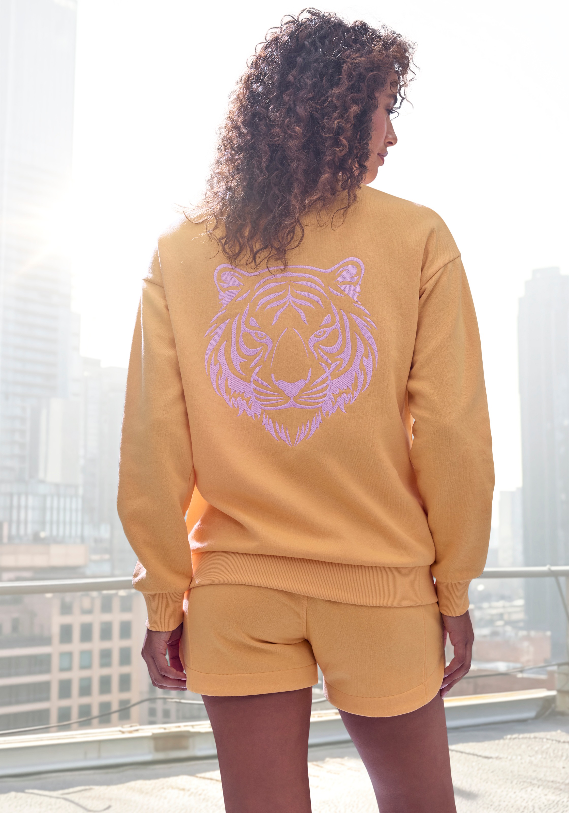 Thumbnail - Buffalo Sweatshorts mit kleiner Logostickerei