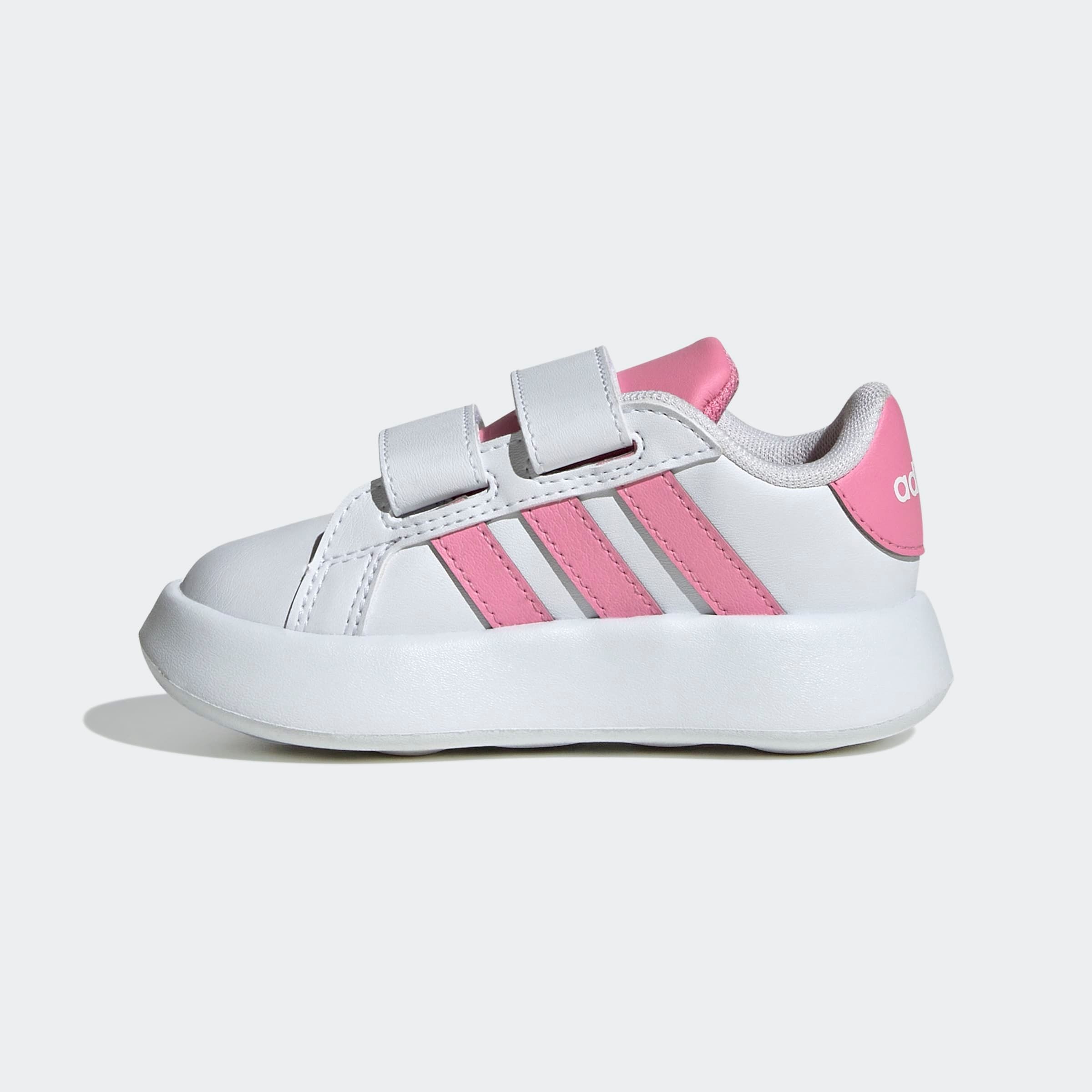 adidas Sportswear Klettschuh »GRAND COURT 2.0 KIDS«, Design auf den Spuren des adidas Superstar, für Kinder