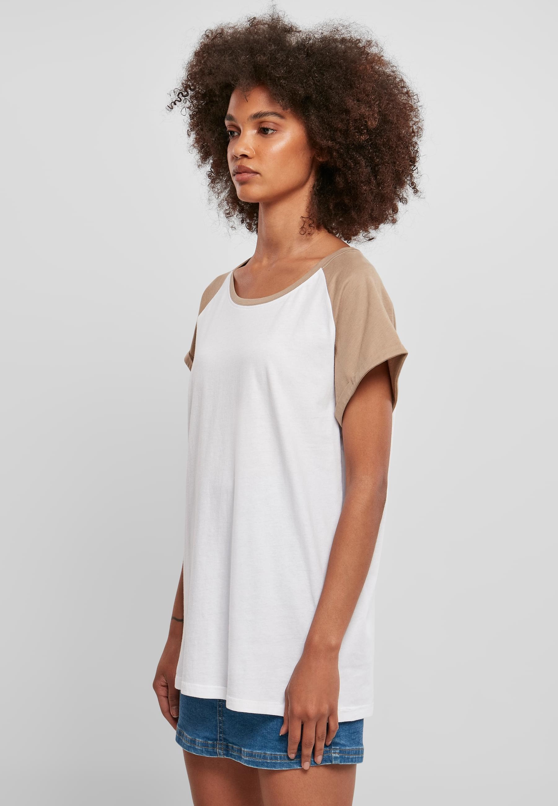 URBAN CLASSICS Kurzarmshirt »Urban Classics Damen Ladies Contrast Raglan Tee«, (1 tlg.)