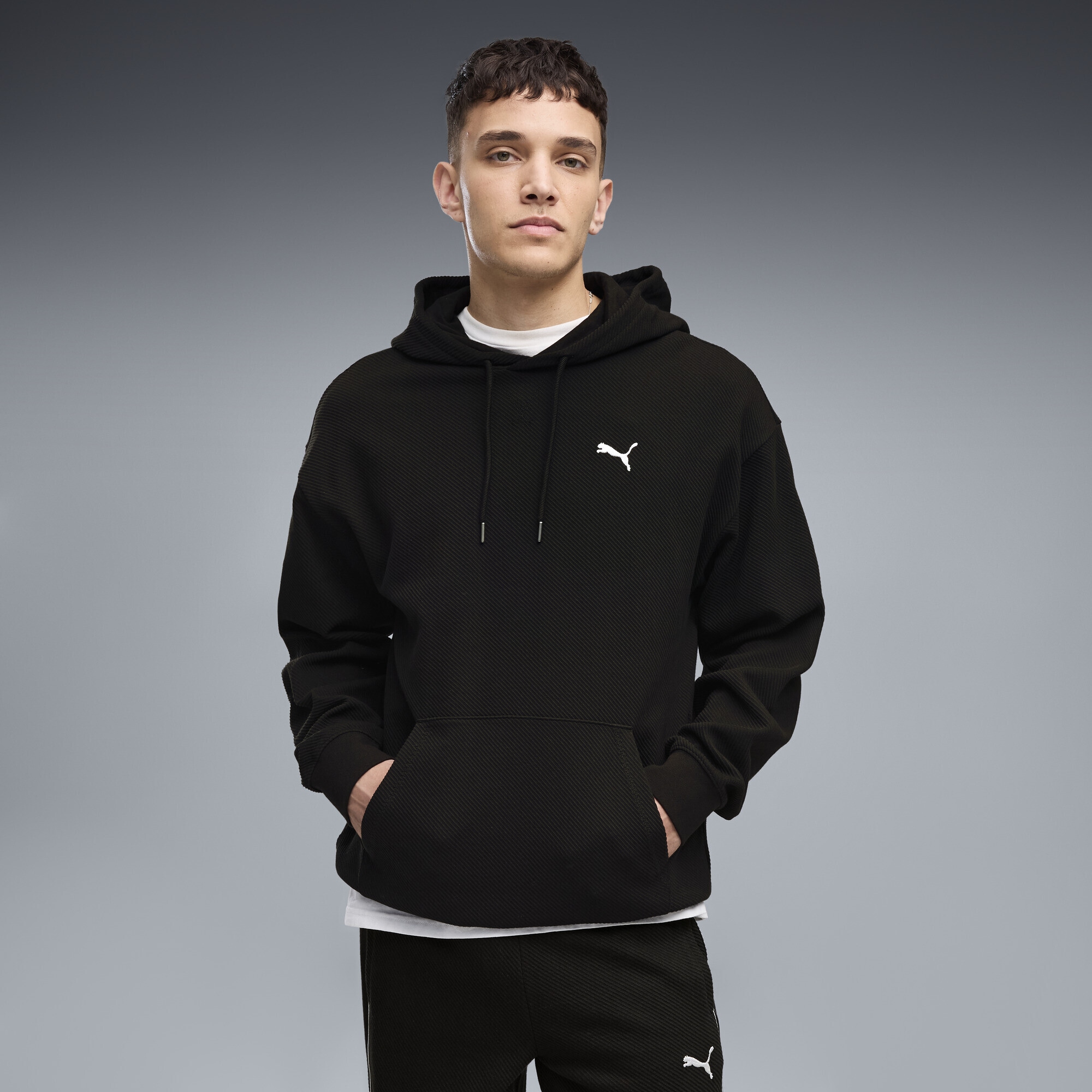 PUMA Hoodie »Essentials Elevated Relaxed Hoodie Herren«
