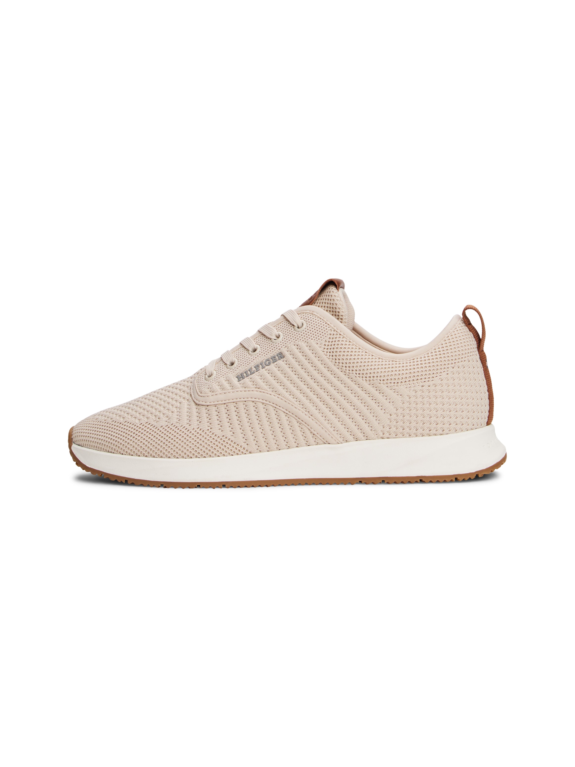 Tommy Hilfiger Sneaker »NEWPORT 3D PREMIUM KNIT«, Halbschuh, Schnürer, Freizeitschuh mit Kontrast-Logoaufnäher