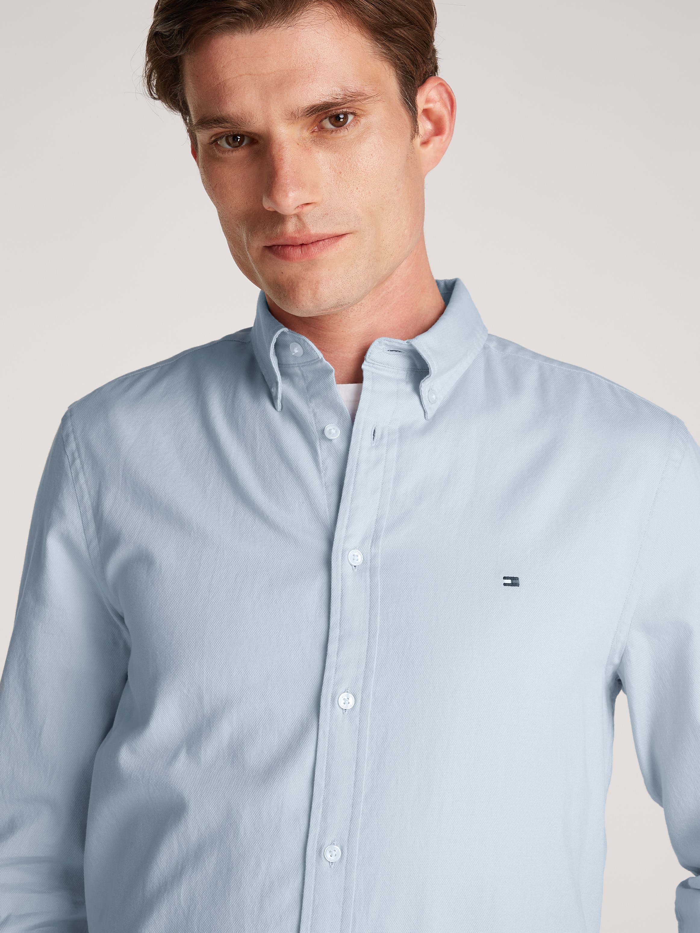 Tommy Hilfiger Businesshemd »FLEX DOBBY SF SHIRT«, mit Logostickerei