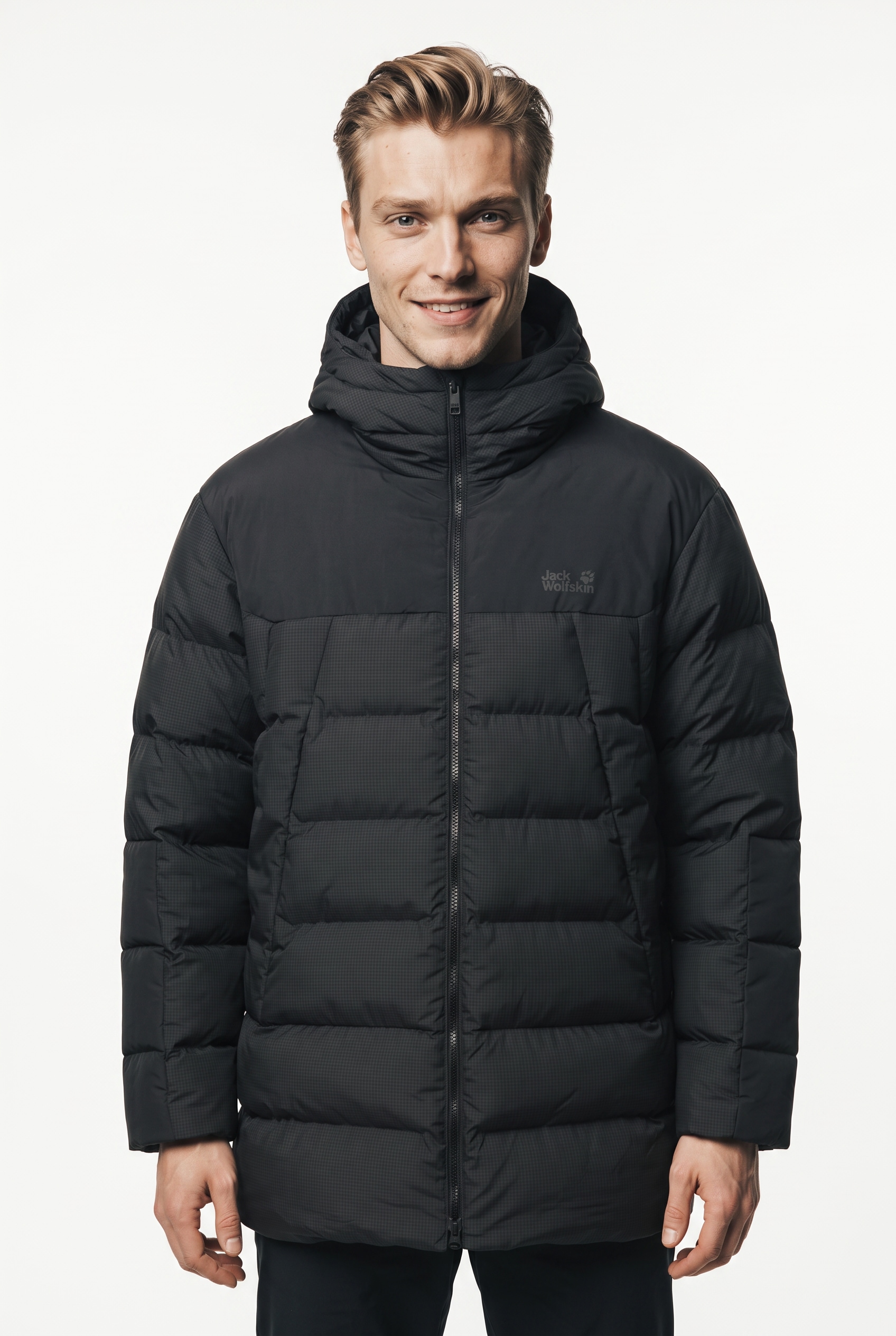 Jack Wolfskin "ICY HOLLOW HOODED JKT M" mit Futter und Wattierung aus Polyester, Winterjacke, phantom