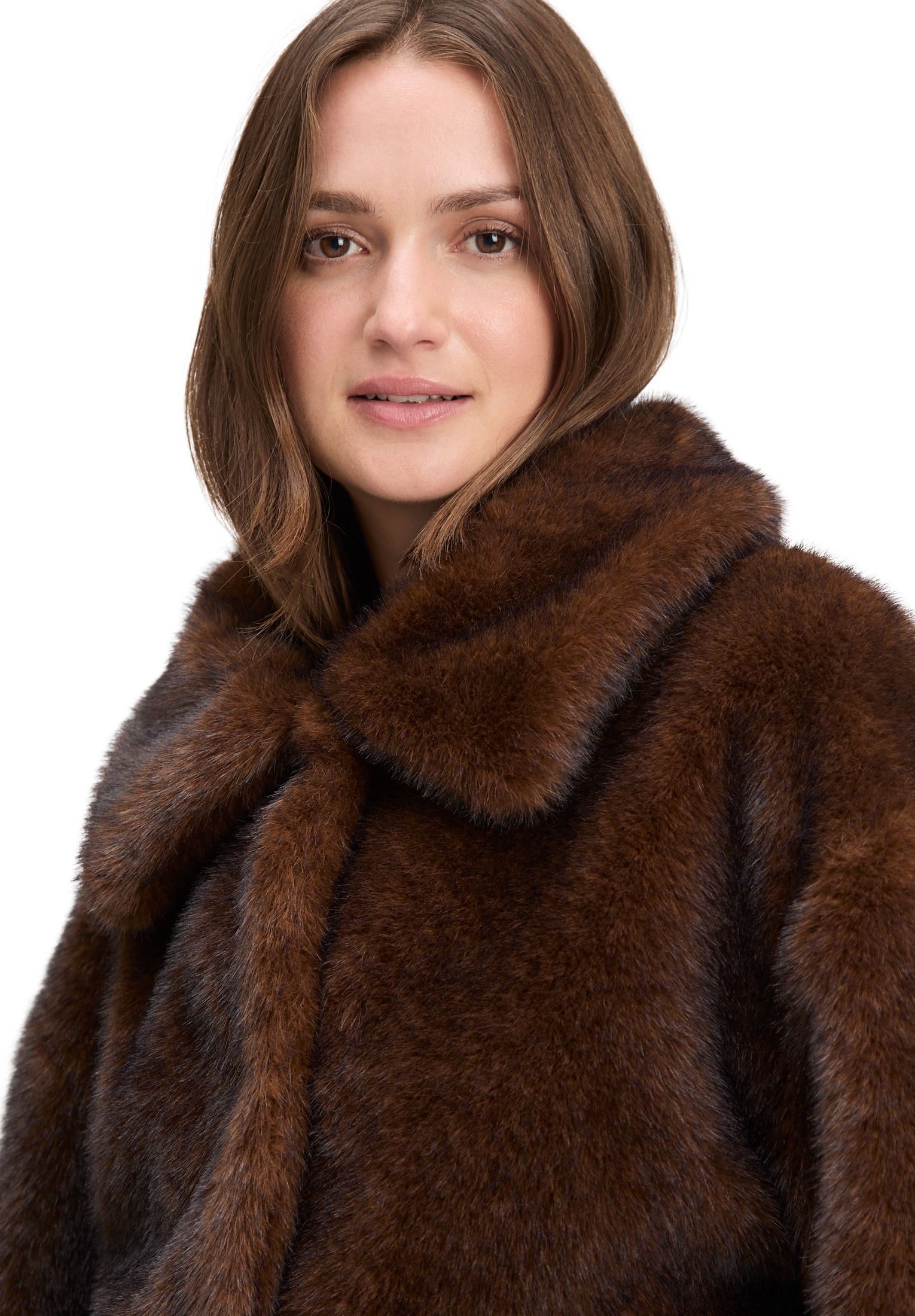 Cartoon Fellimitatjacke »Damen Kunstfell-Jacke mit Eingrifftaschen«