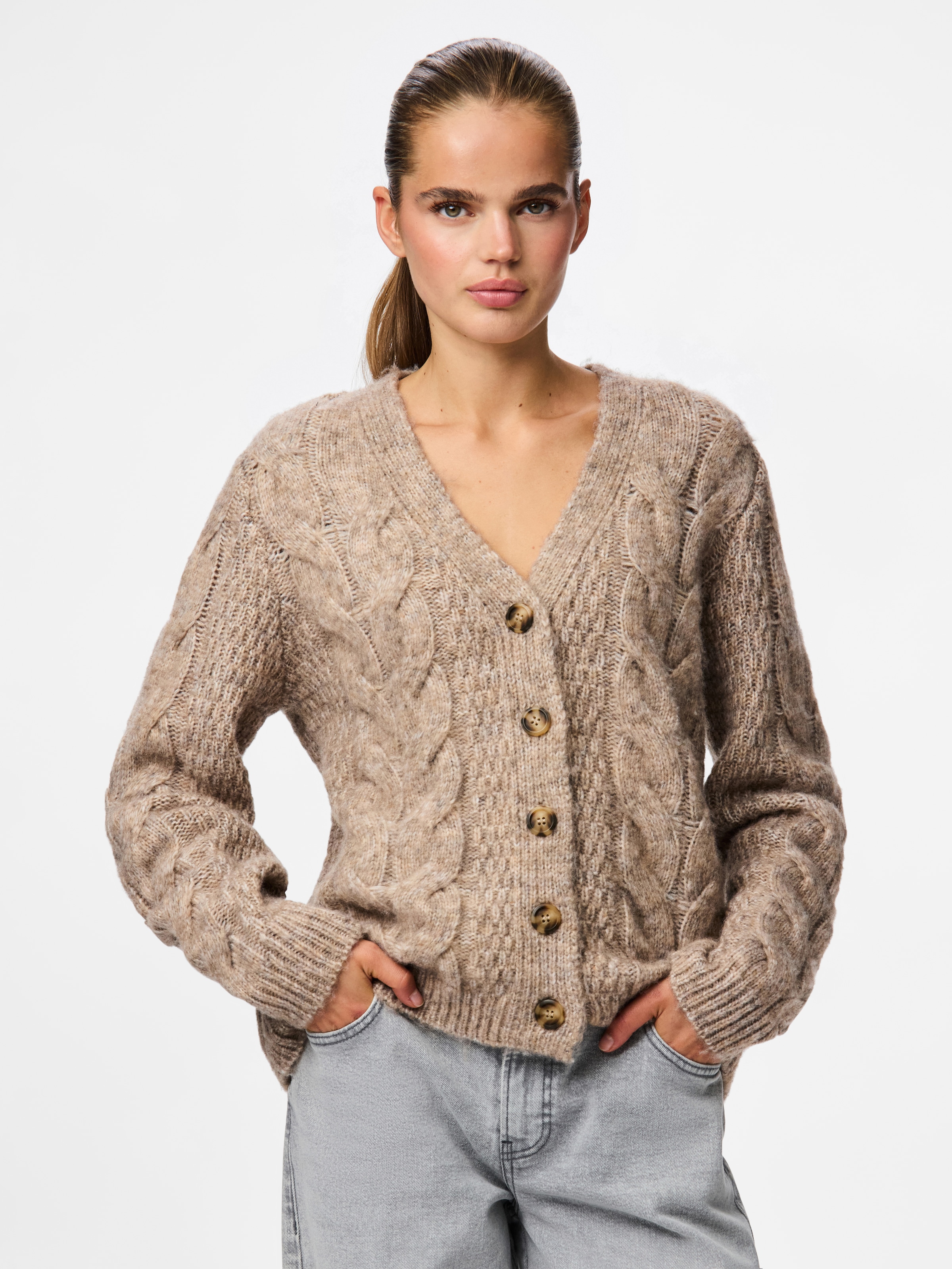 pieces Strickjacke "PCNINA LS V-NECK KNIT CARDIGAN NOOS BC" günstig online kaufen