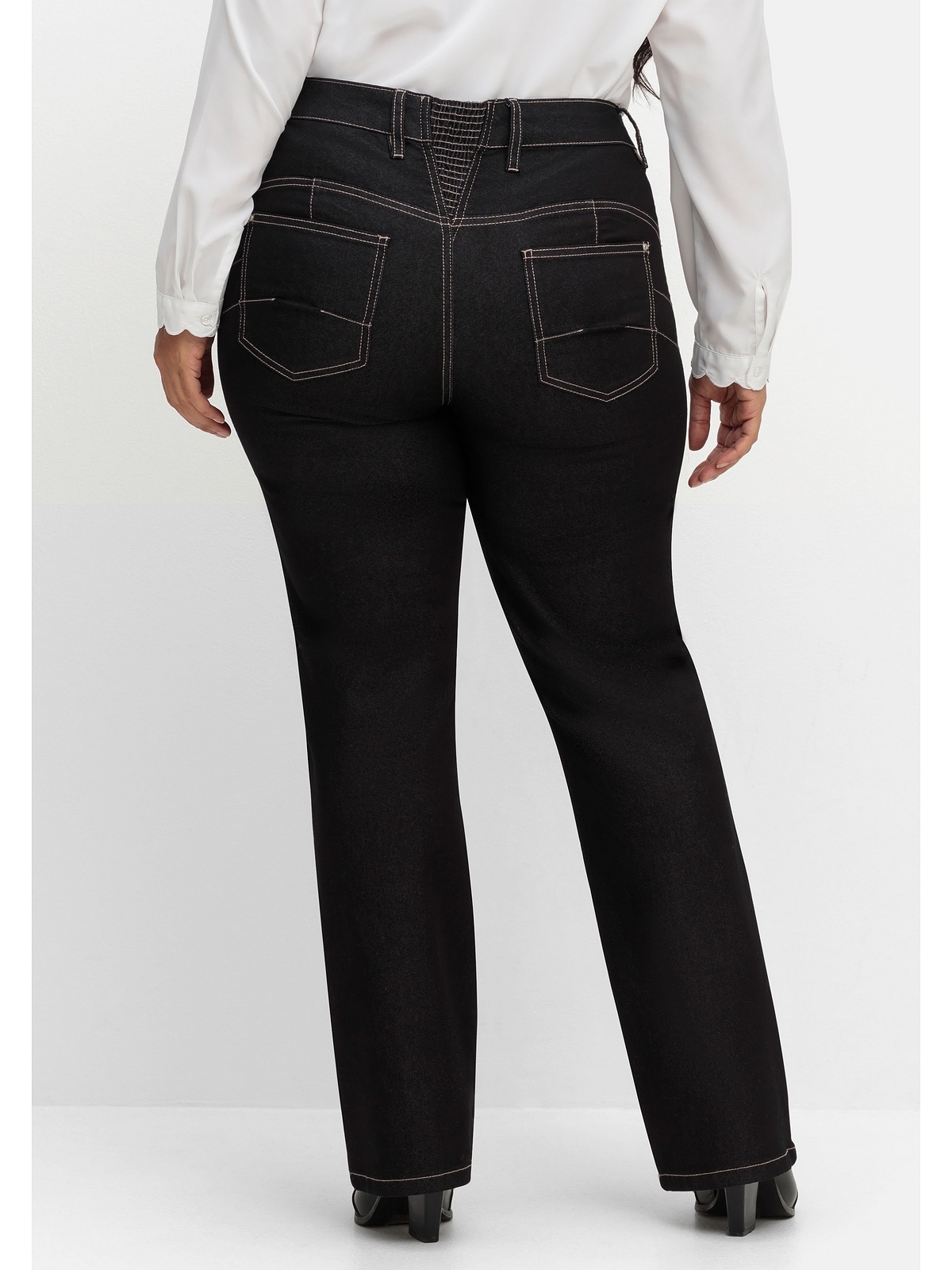 Sheego Bootcut-Jeans »Große Größen«, mit Push-up-Effekt