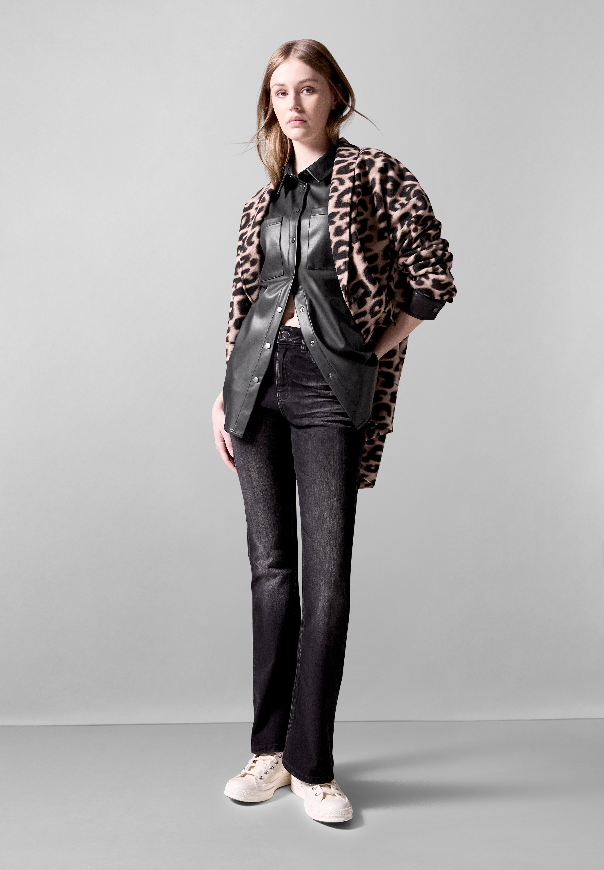 STREET ONE STUDIO Hemdbluse, mit Brusttaschen