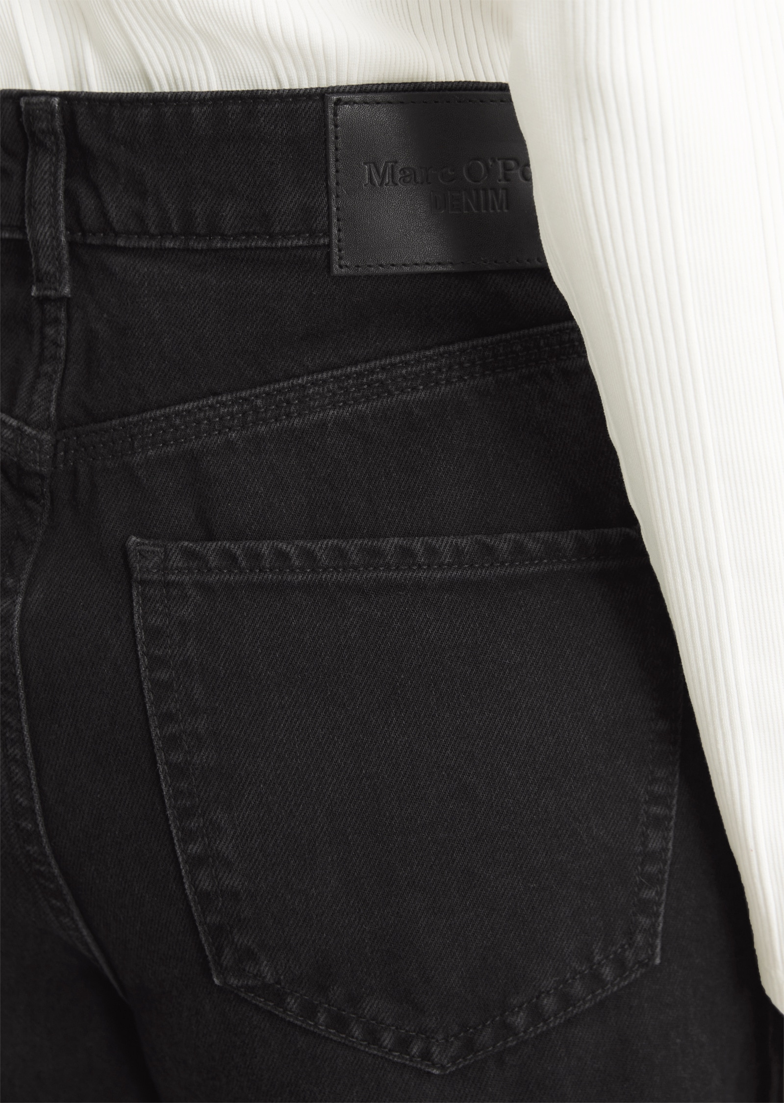 Marc O'Polo DENIM Weite Jeans »aus Black Rigid Denim«