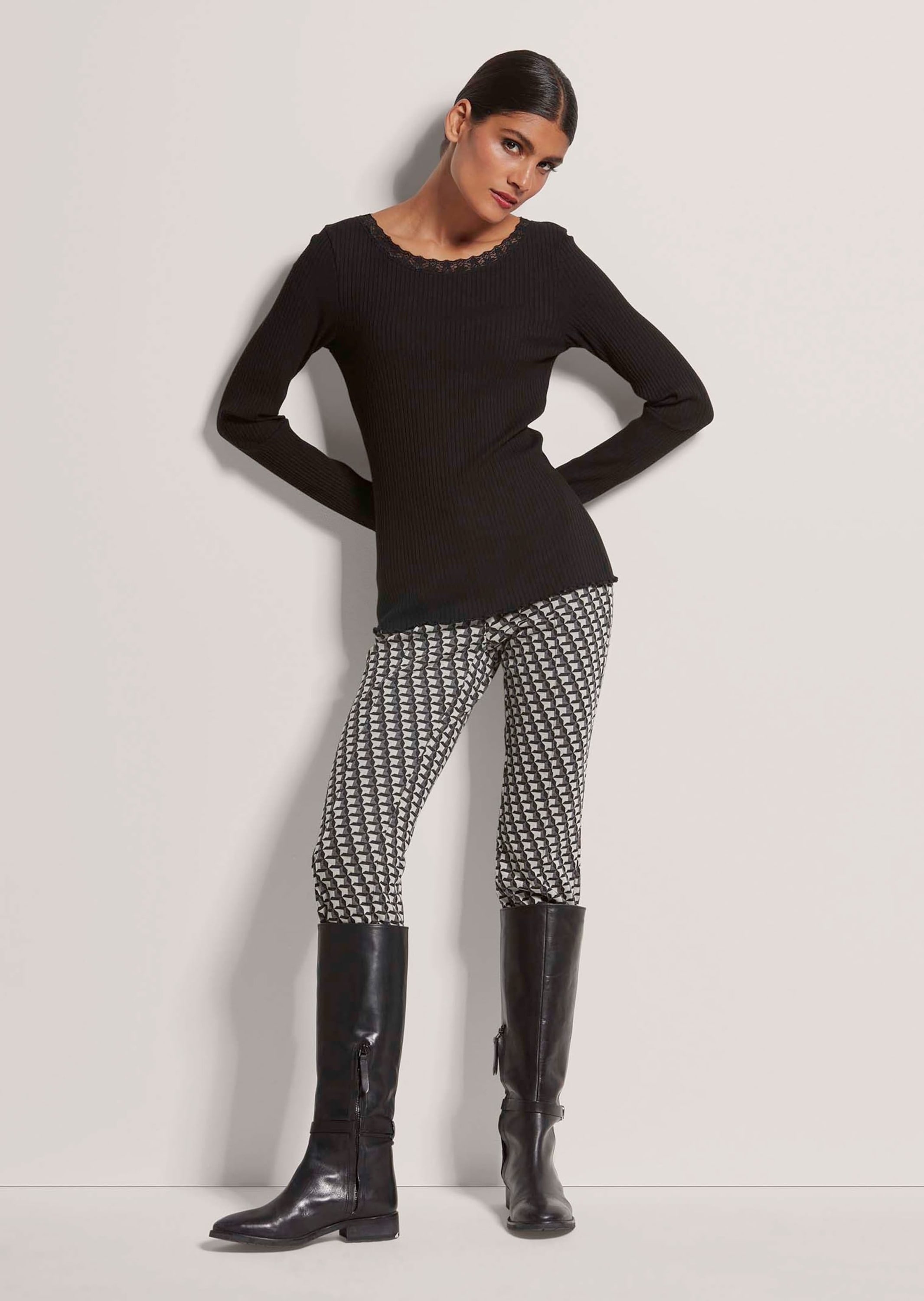 MADELEINE Langarmshirt »Shirt Rippen-Shirt mit Spitze«