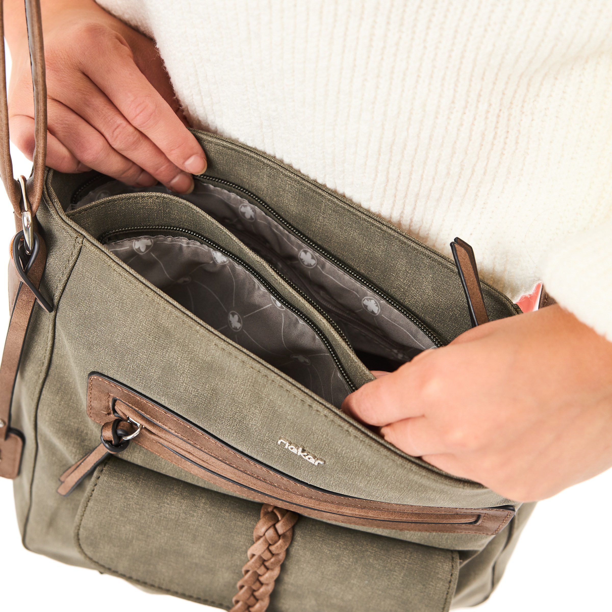 Rieker Umhängetasche »Montenegro/Guana/Eagle« Damen Schultertasche, Handtasche mit Zierschnalle und Flechtband