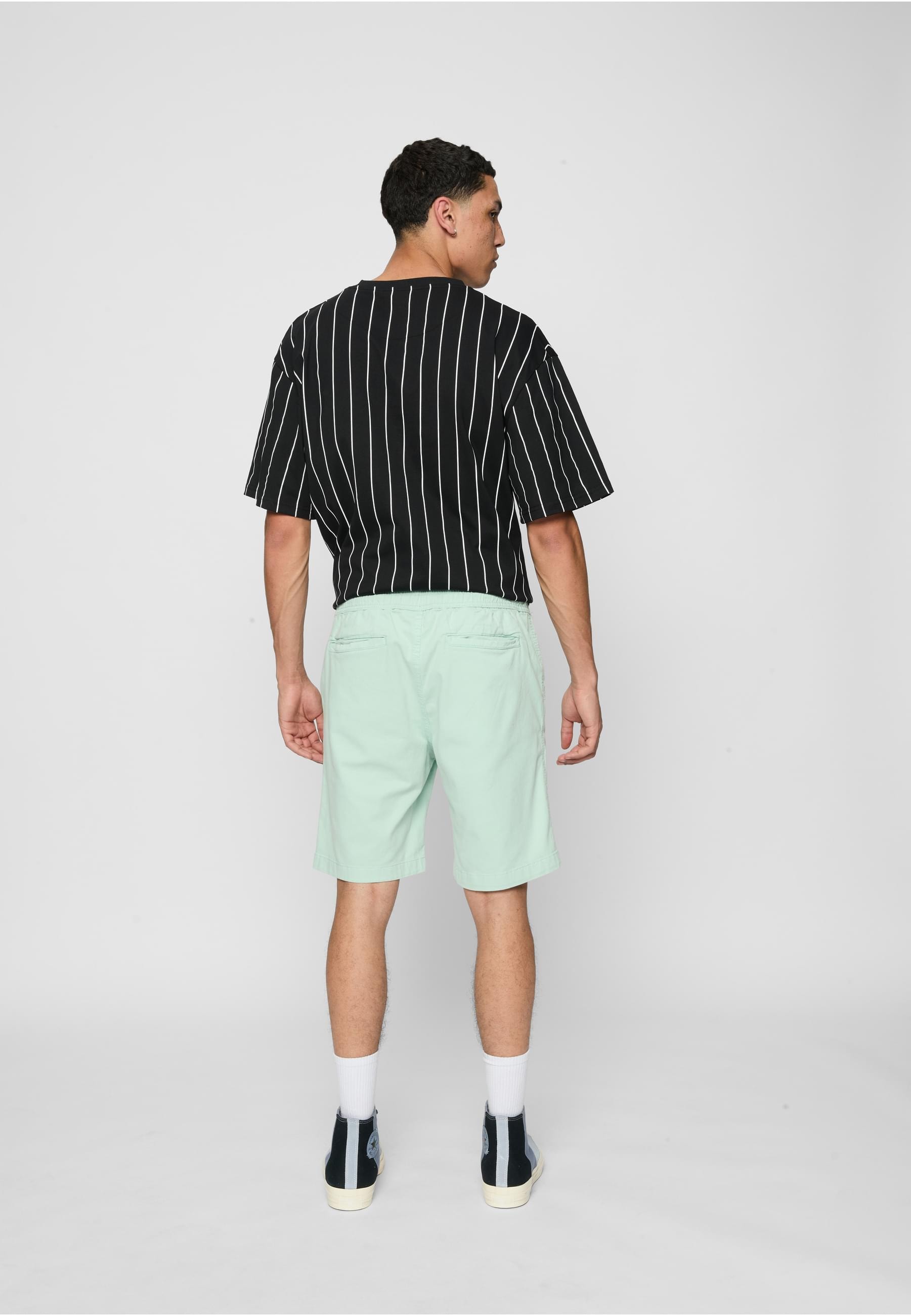 URBAN CLASSICS Shorts »Urban Classics Stretch Twill Joggshorts 2-Pack«, (1 tlg.)