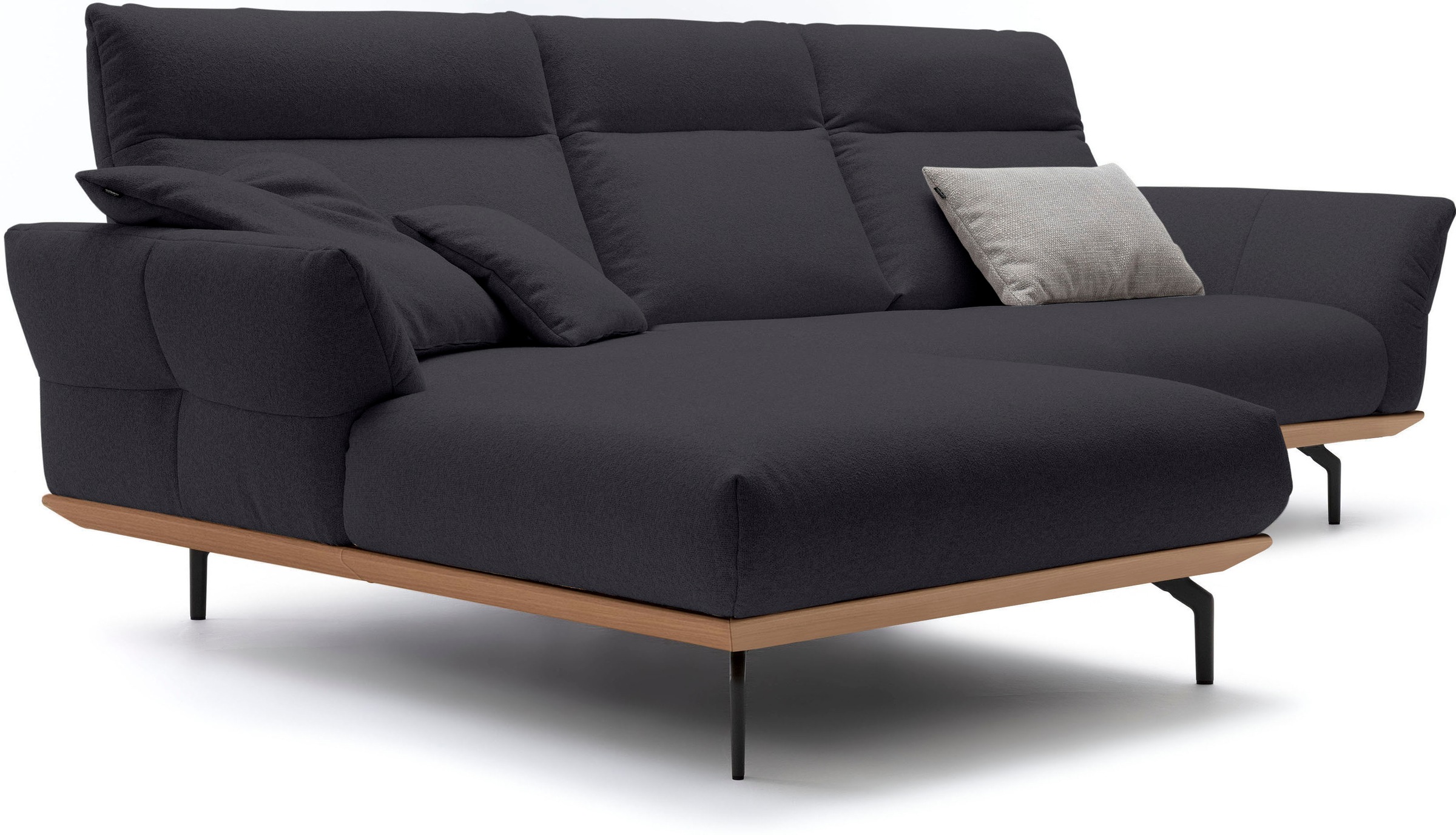 Creation BY ROLF BENZ Ecksofa »CR.460«, Sockel in Eiche, Alugussfüße in umbragrau, Breite 298 cm