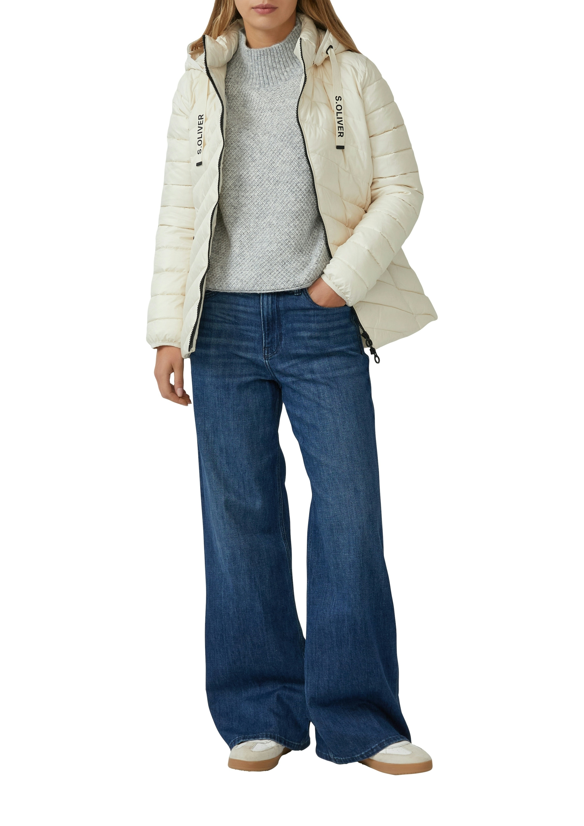 s.Oliver Outdoorjacke mit Kapuze mit abnehmbarer Kapuze