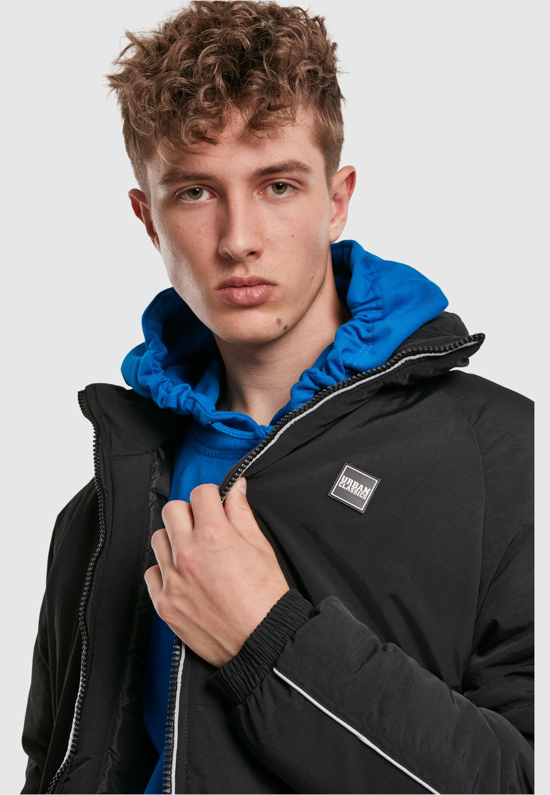 URBAN CLASSICS Winterjacke »Urban Classics Herren Reflective Piping Jacket«, (1 St.), ohne Kapuze