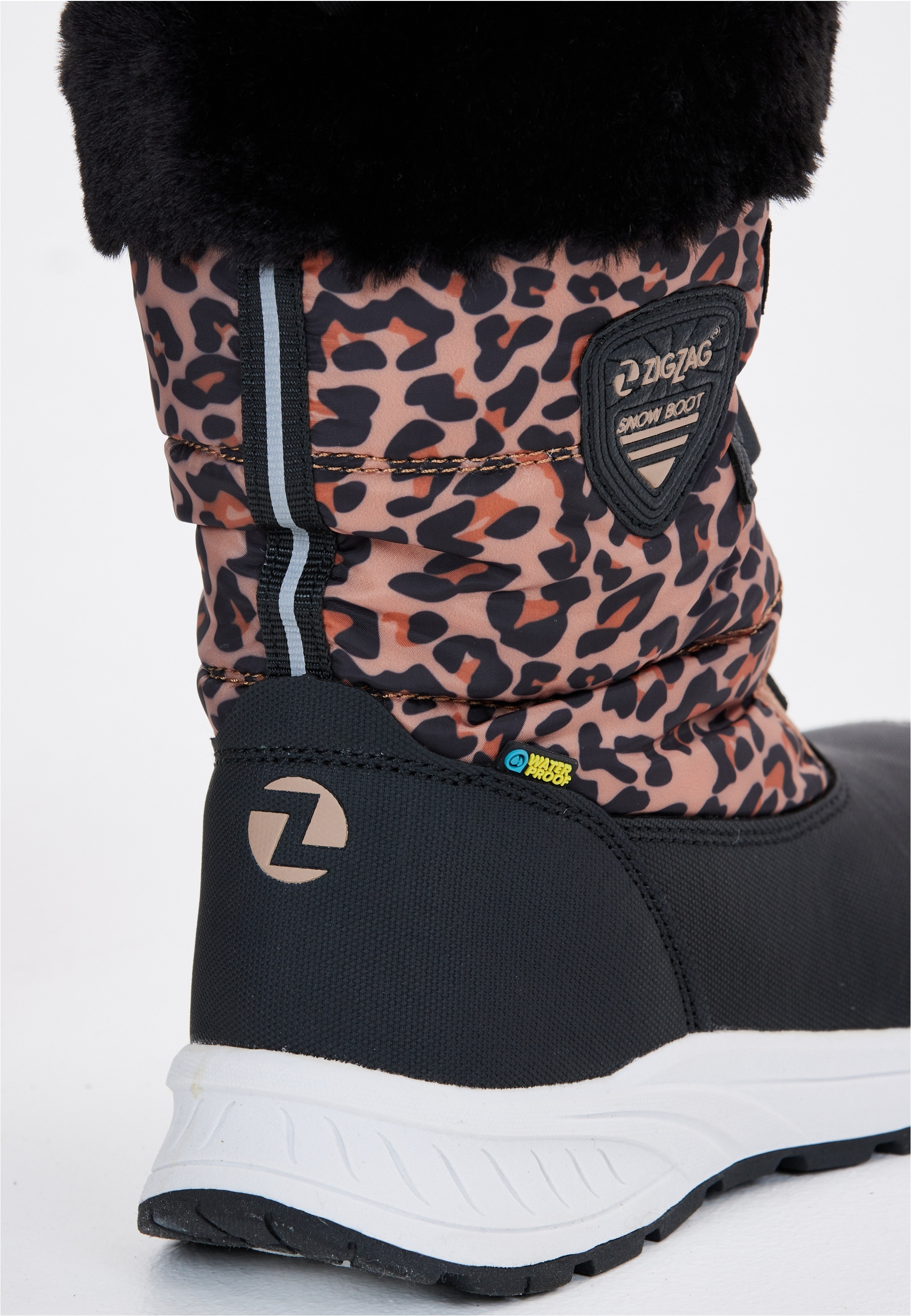 ZIGZAG Stiefel »Wesend«, mit bequemem Kunstfellbesatz und Allwetterprofil