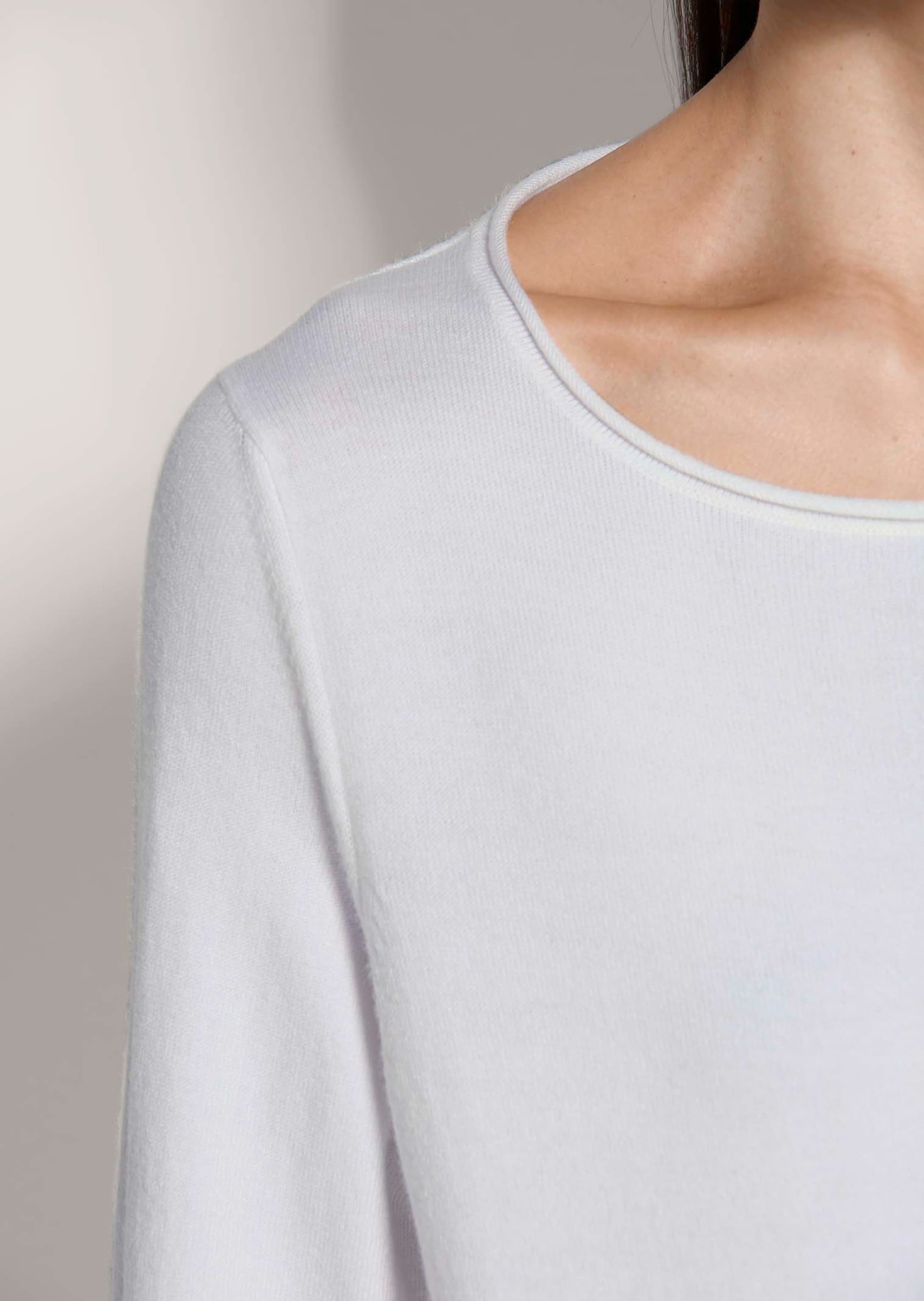 MADELEINE Longpullover »Feinstrickpullover Basic-Pullover mit Rollkante« Eleganter U-Boot-Ausschnitt