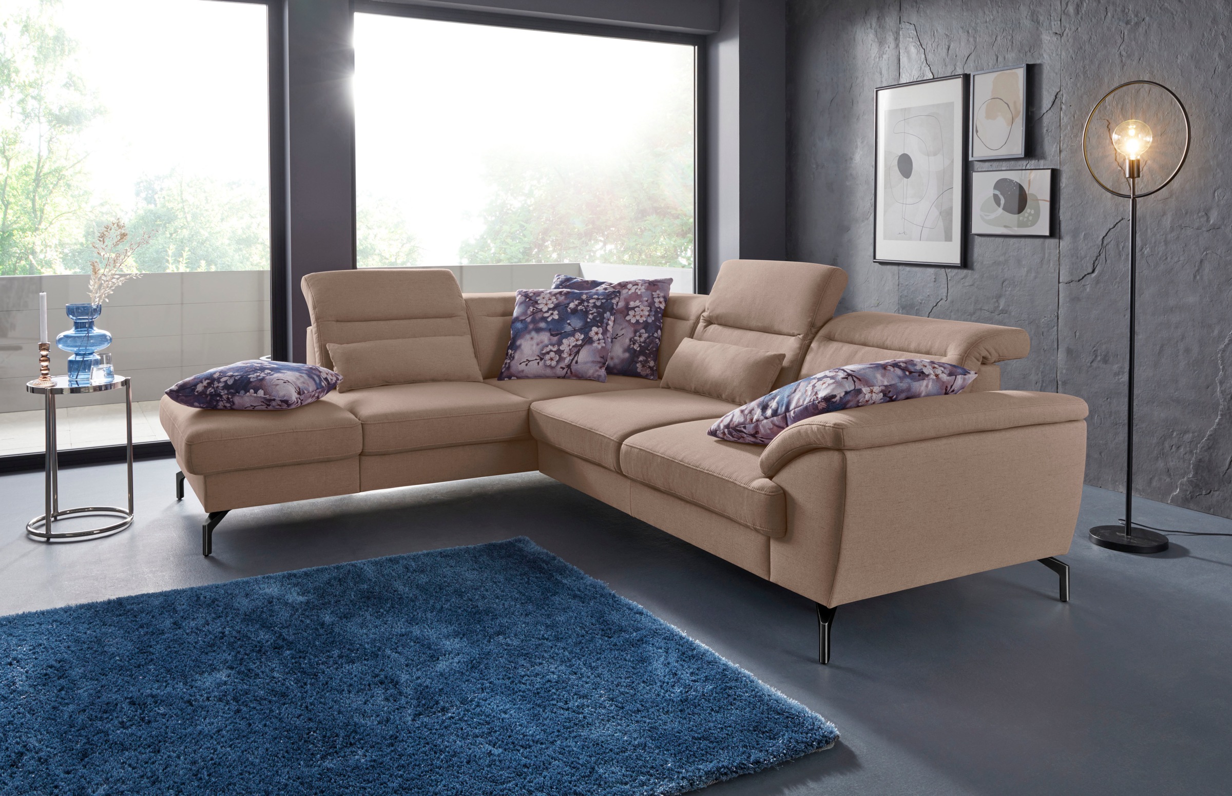sit&more Ecksofa »Percy L-Form«, 15 cm Fußhöhe, Sitztiefenverstellung, wahlweise in 2 Fußfarben