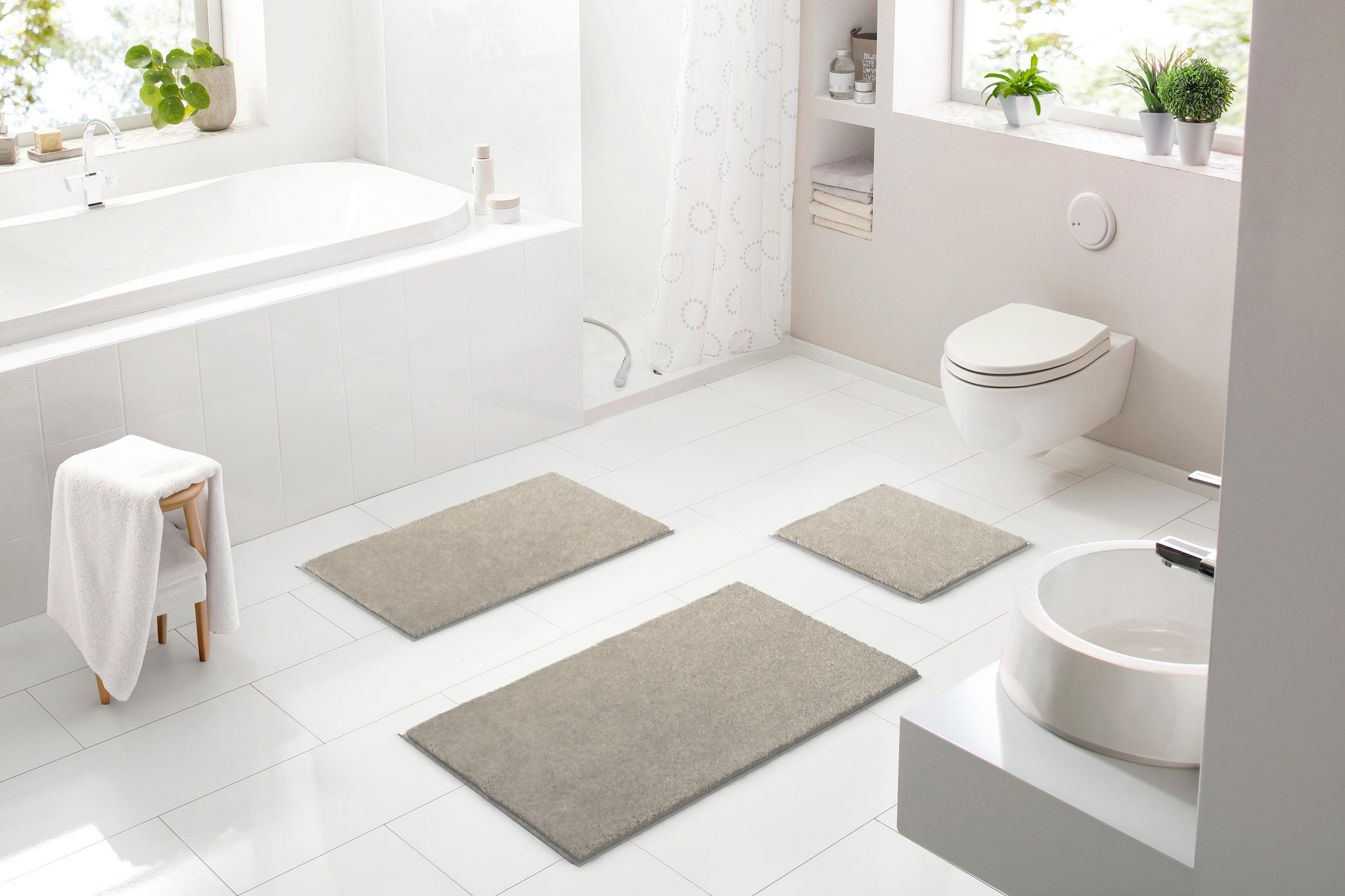 Linea Due Badematte "Roman" Höhe 18 mm rutschhemmend beschichtet fußbodenheizungsgeeignet