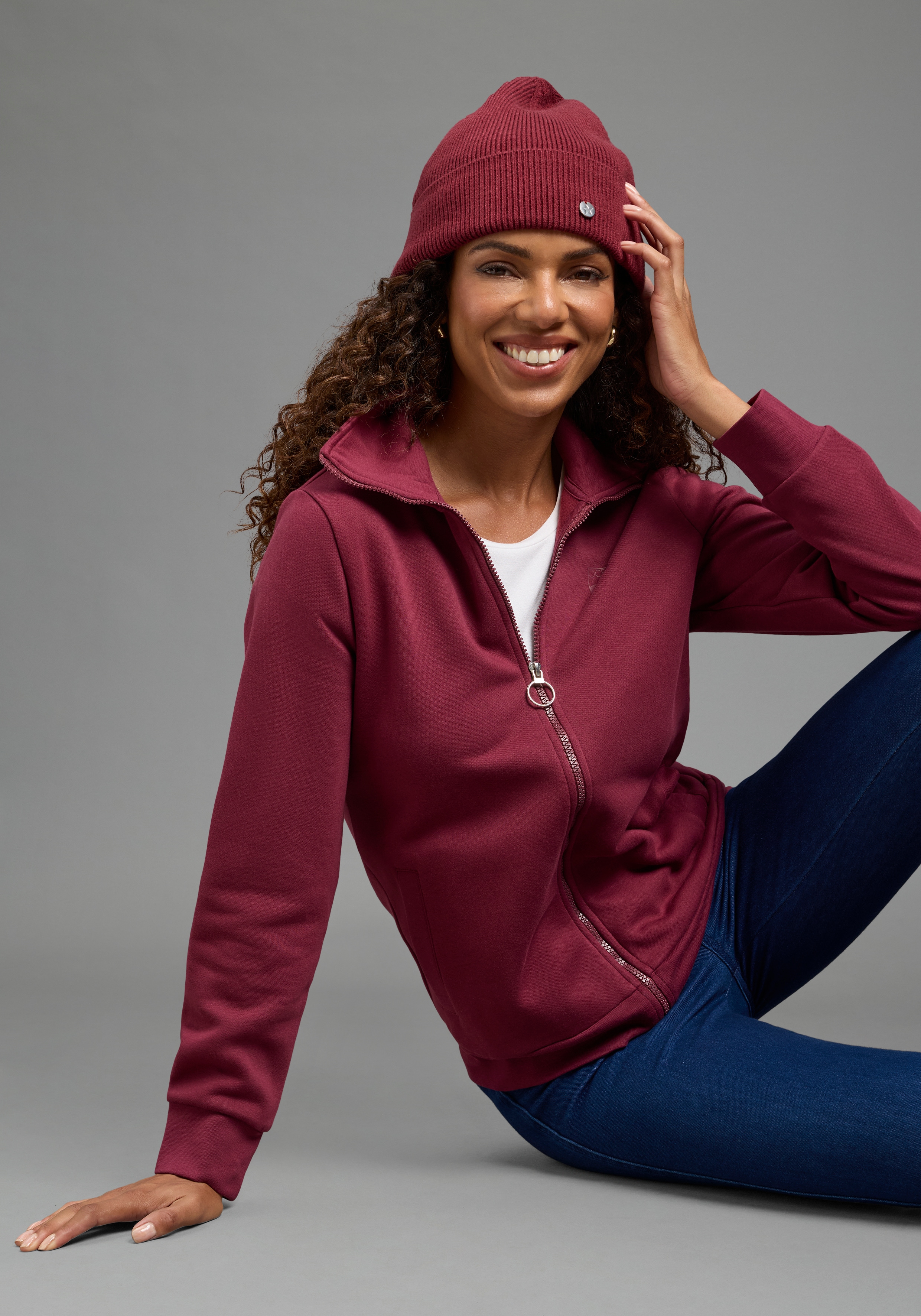 Ocean Sportswear Sweatjacke mit bedrucktem Kragen, in kuscheliger Sweatware, mit Eingriffstaschen