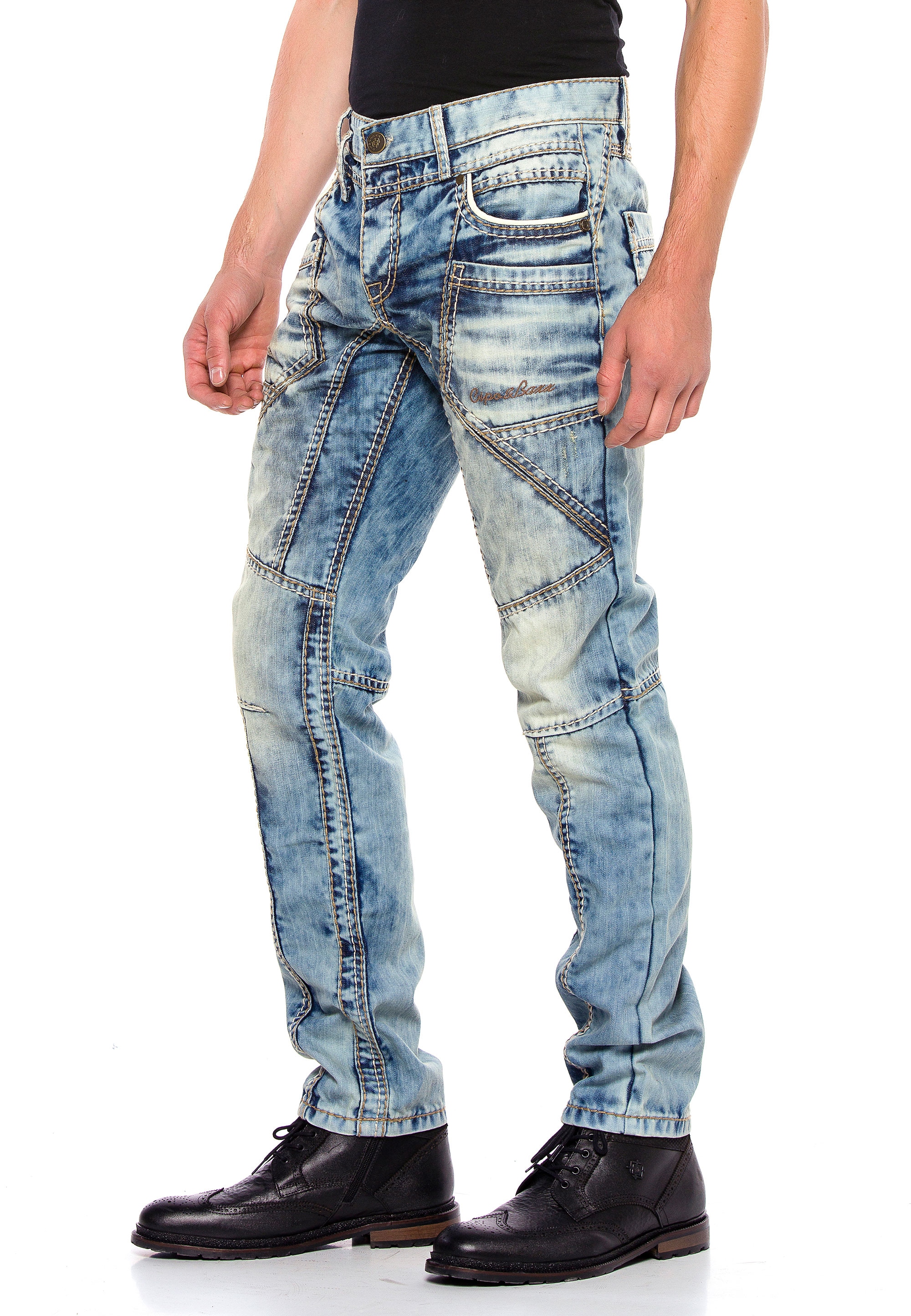 Cipo & Baxx Bequeme Jeans, mit modernen Ziernähten