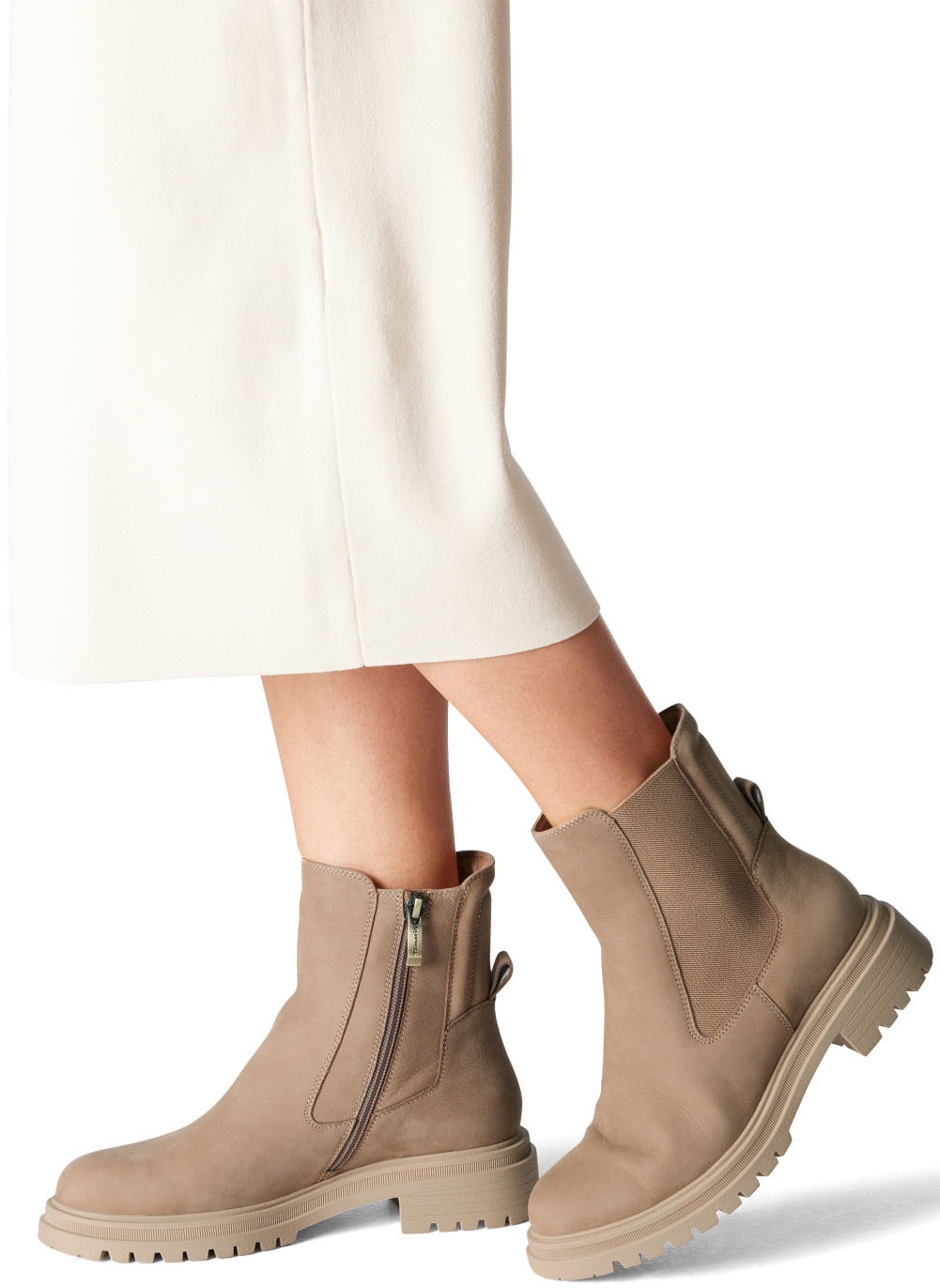 Tamaris Chelseaboots, Blockabsatz, Combat-Boots, Stiefelette mit Stretcheinsatz