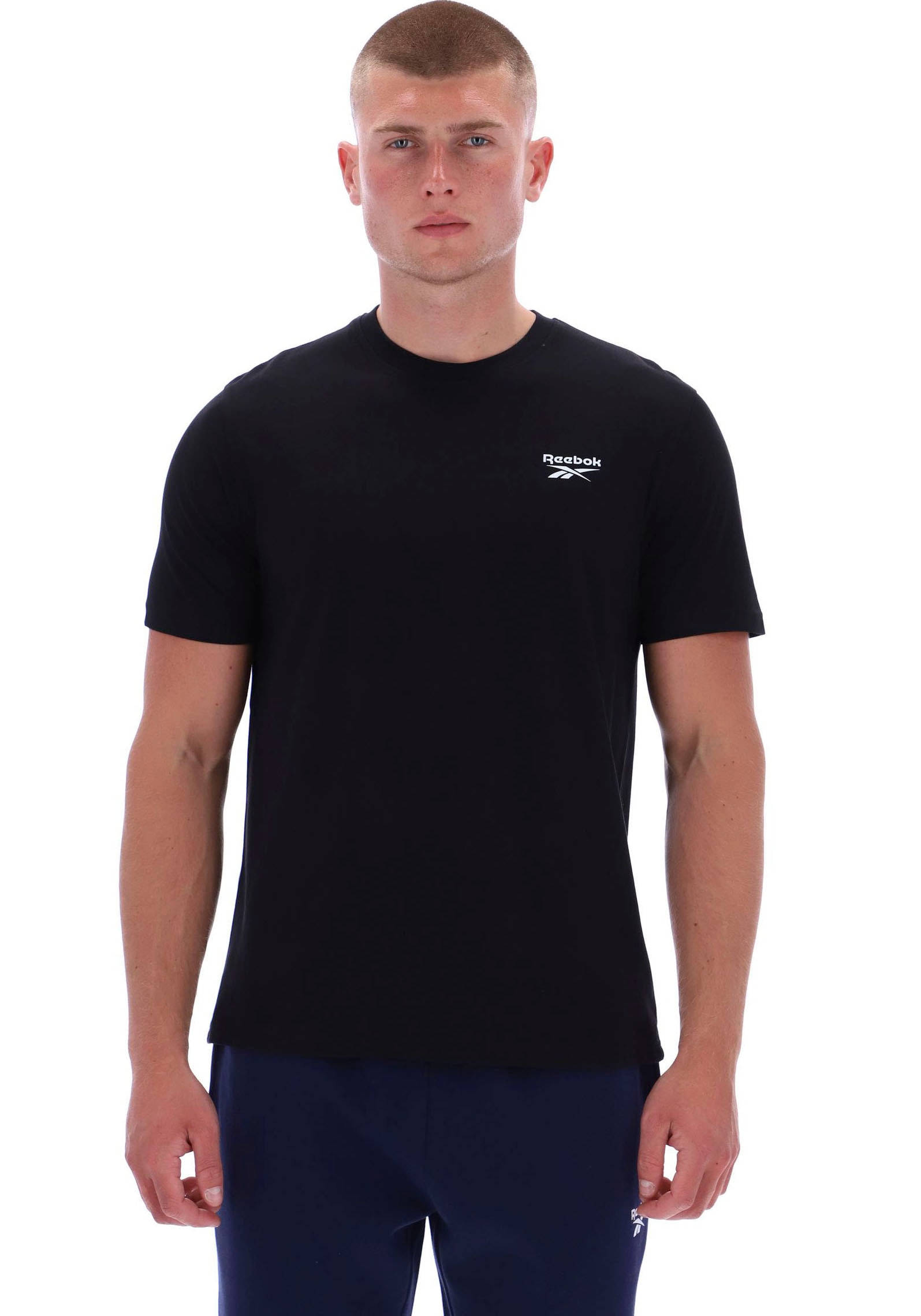 Reebok T-Shirt "CODY SMALL LOGO CREW NECK SS TEE" mit Rundhalsausschnitt, Kurzarm, ohne Verschluss, aus Baumwolle