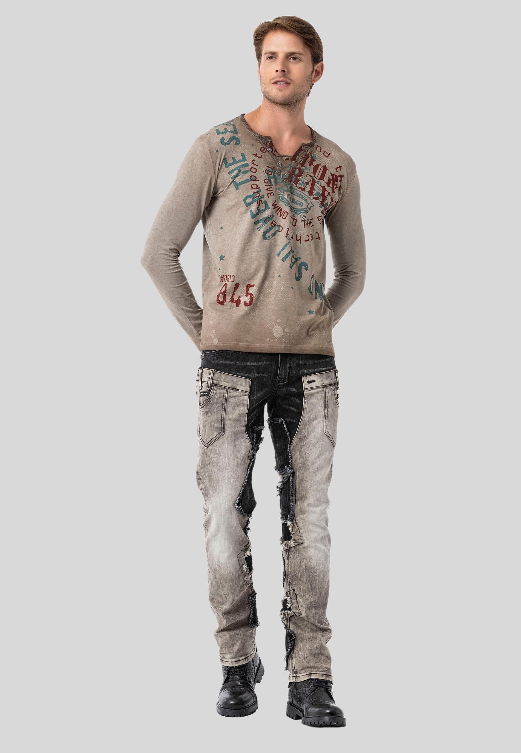 Cipo & Baxx T-Shirt »Sweatshirts«, mit Knopfleiste am Ausschnitt