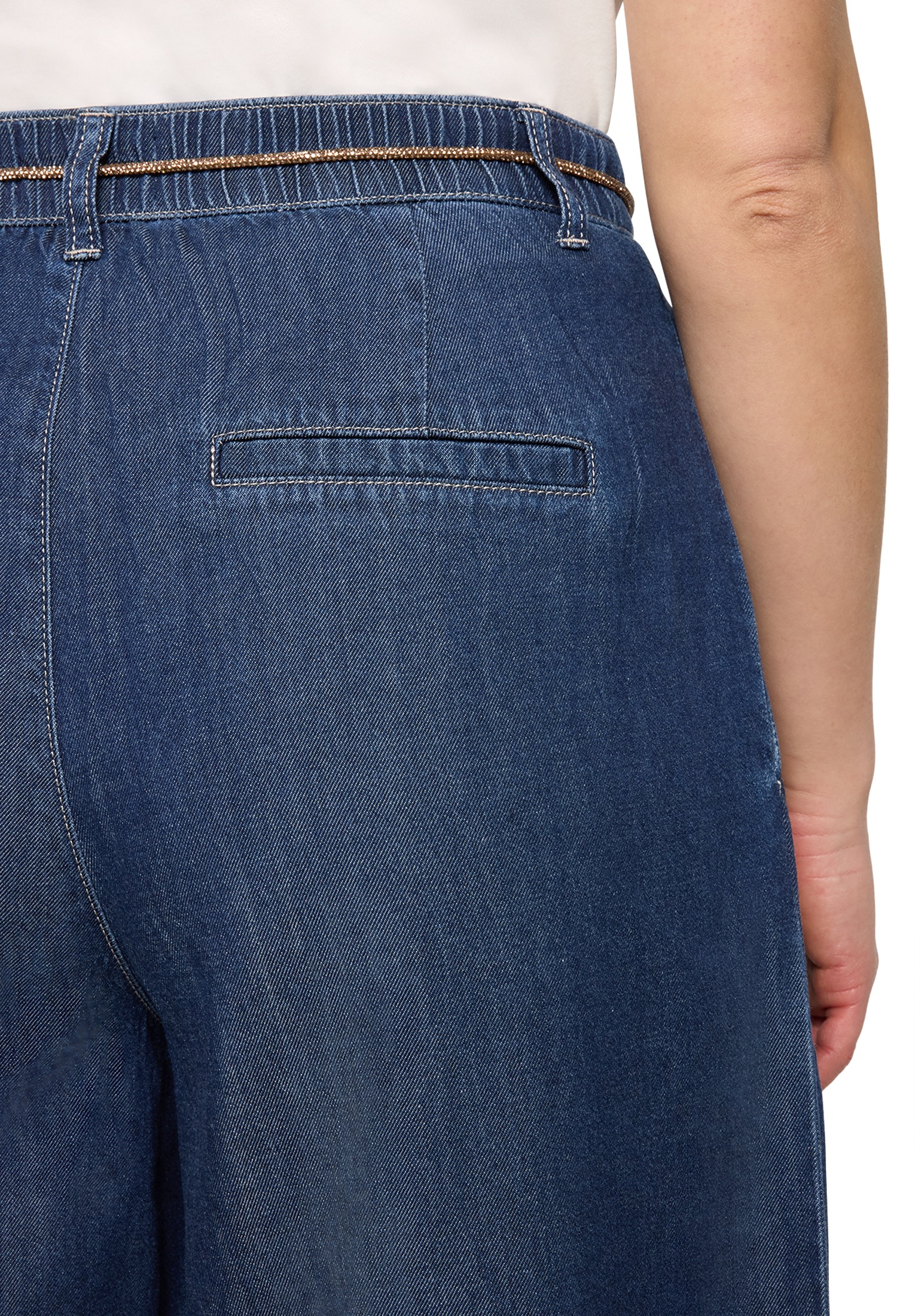 Cartoon Bermudas »Damen mit Bindegürtel«