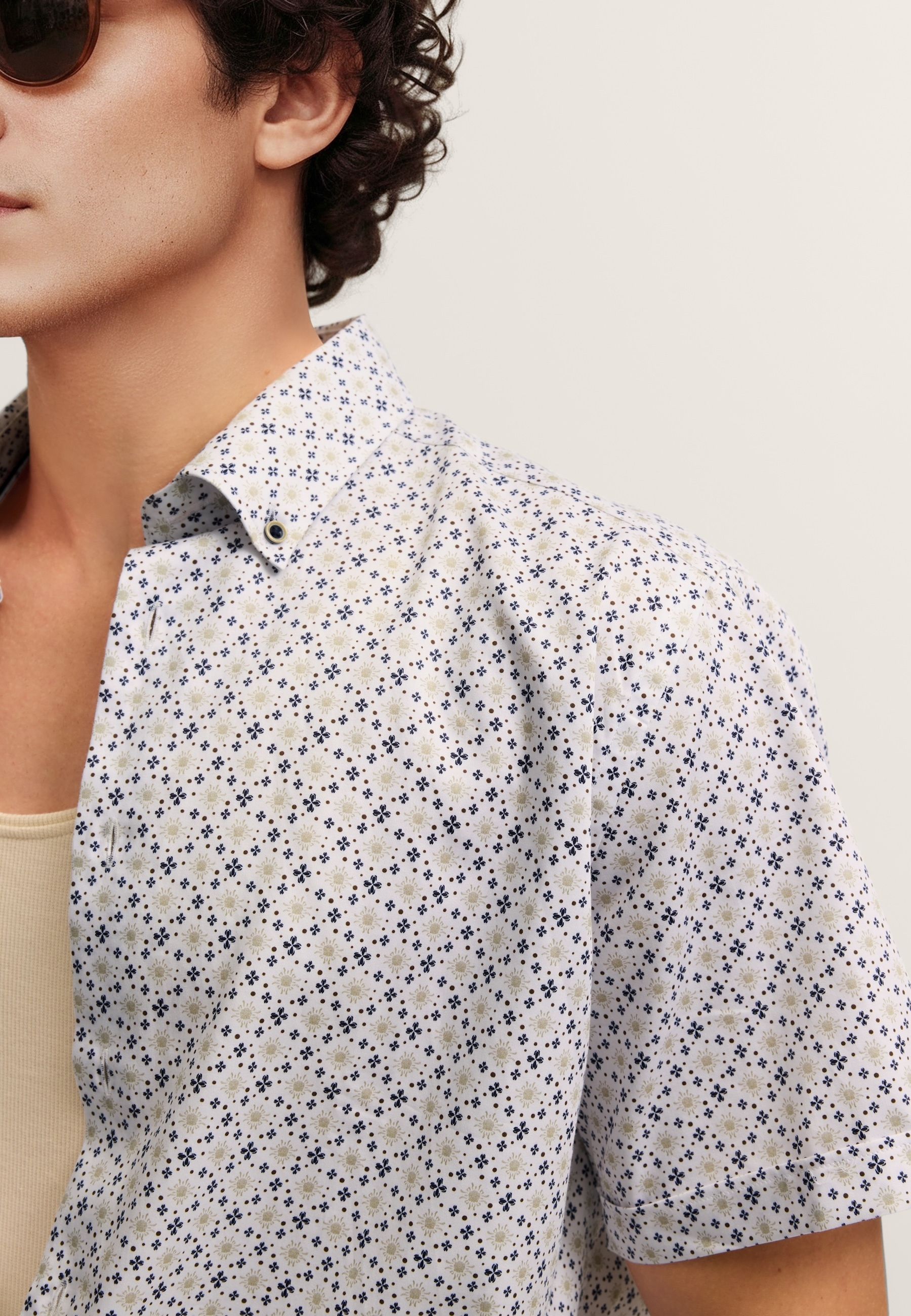 bugatti Kurzarmhemd elegant mit Allover-Muster